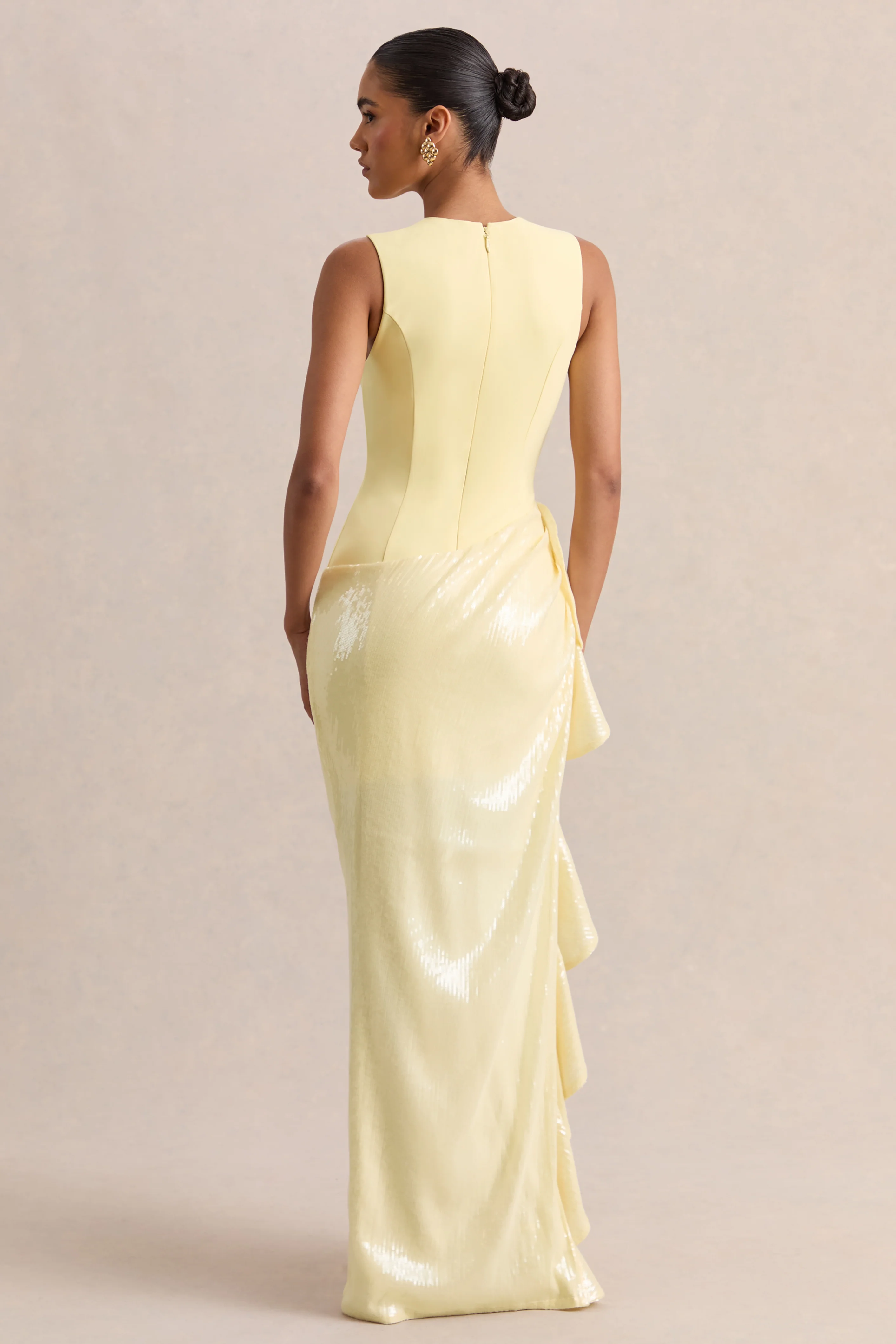 Ada | Robe longue citron à encolure ronde avec jupe transparente et détails à volants - Image 2