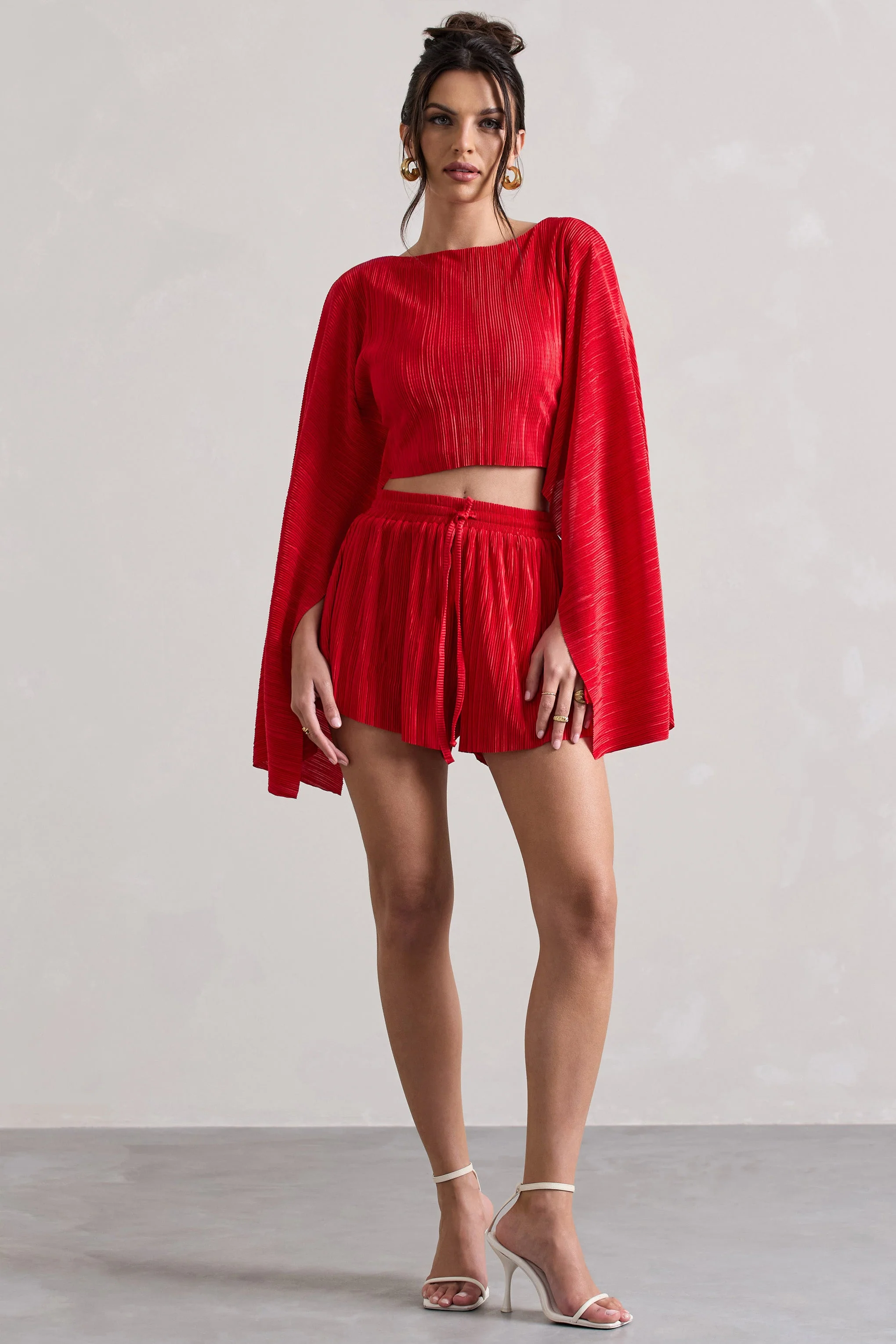 Aflame | Short rouge plissé à taille nouée
