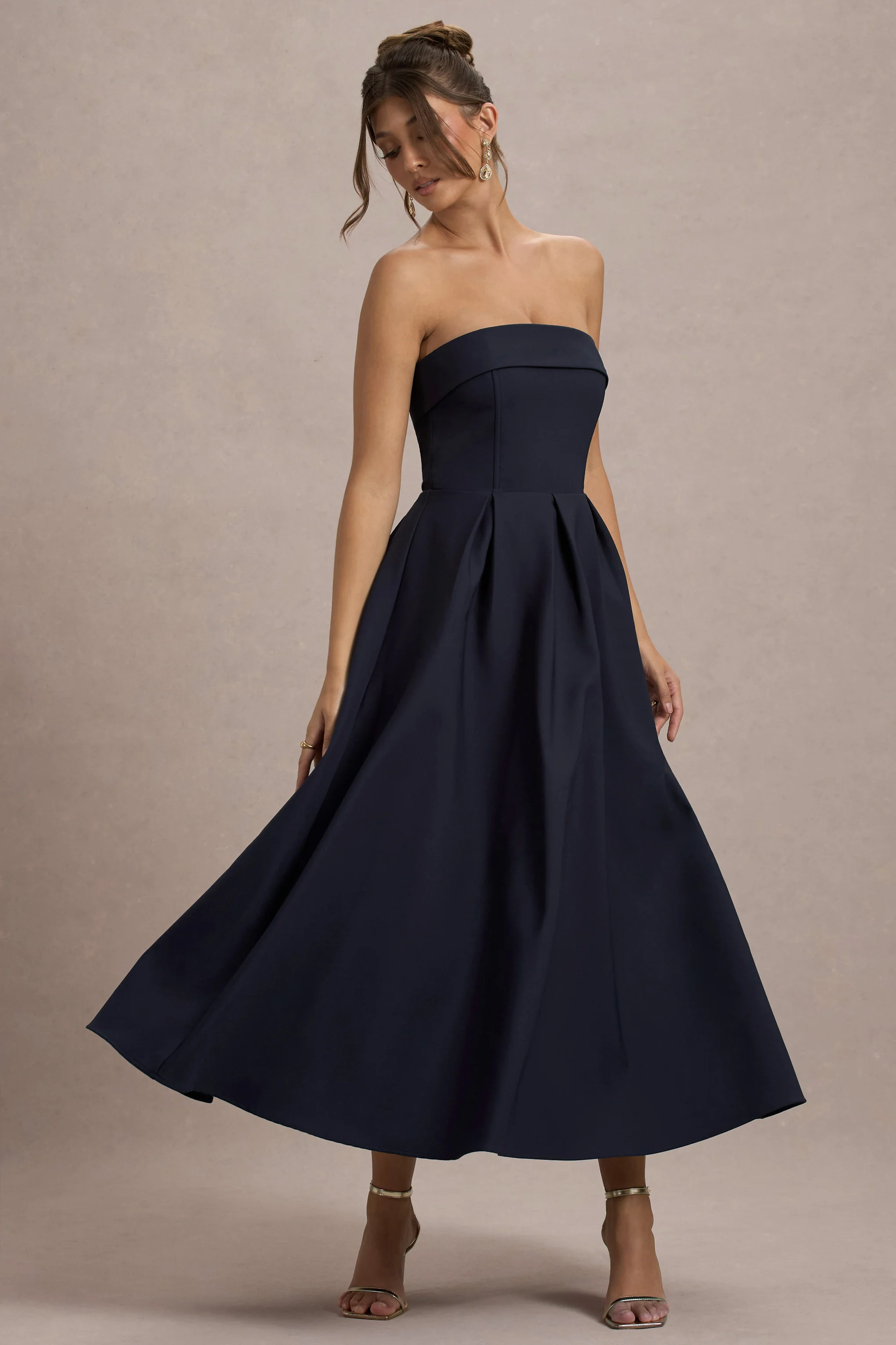 Annalise | Robe Mi-Longue Bleu Marine Évasée à Bandeau - Image 5