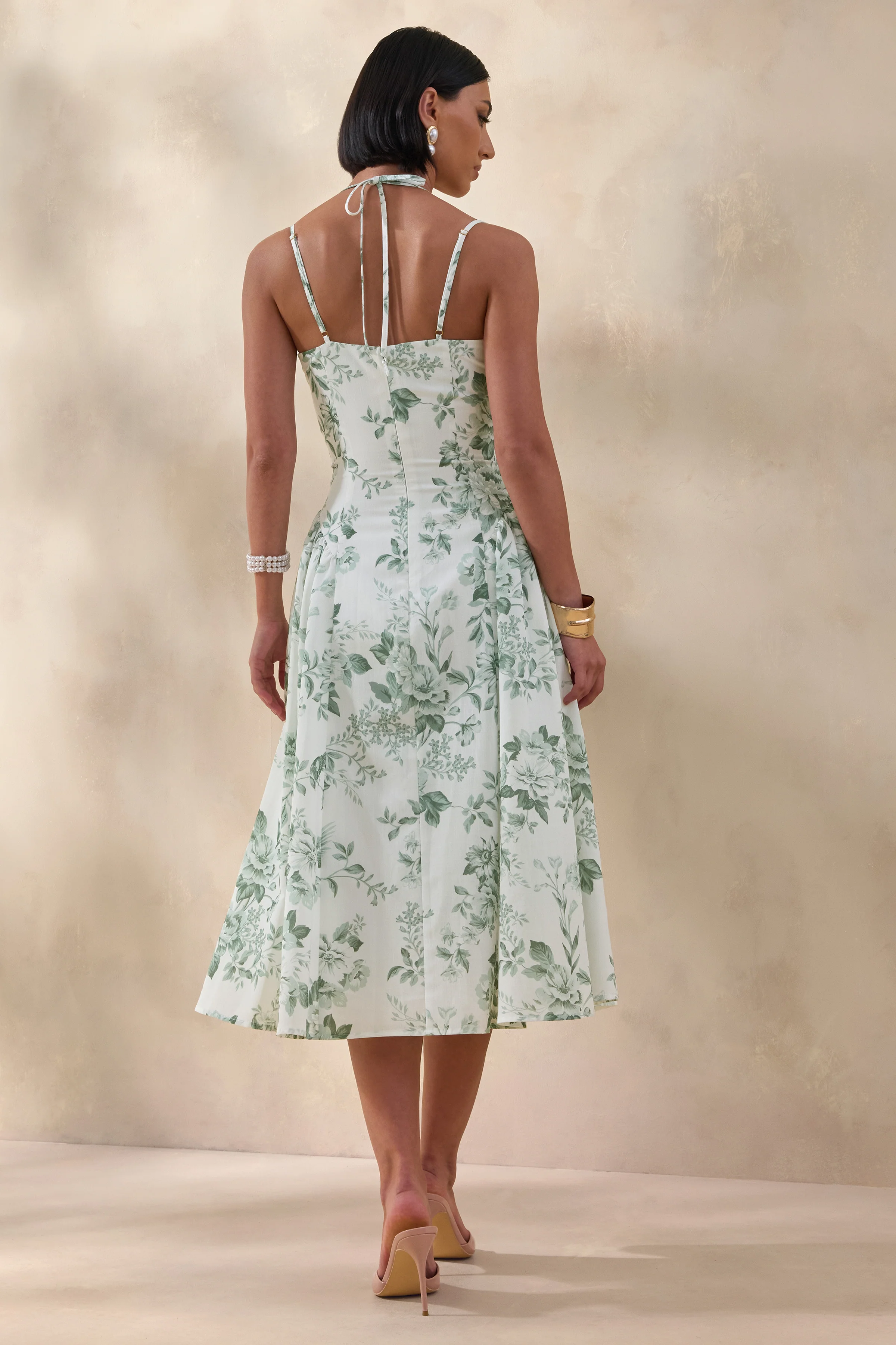 Audrey | Robe mi-longue à imprimé floral vert à encolure cœur avec détails froncés - Image 2