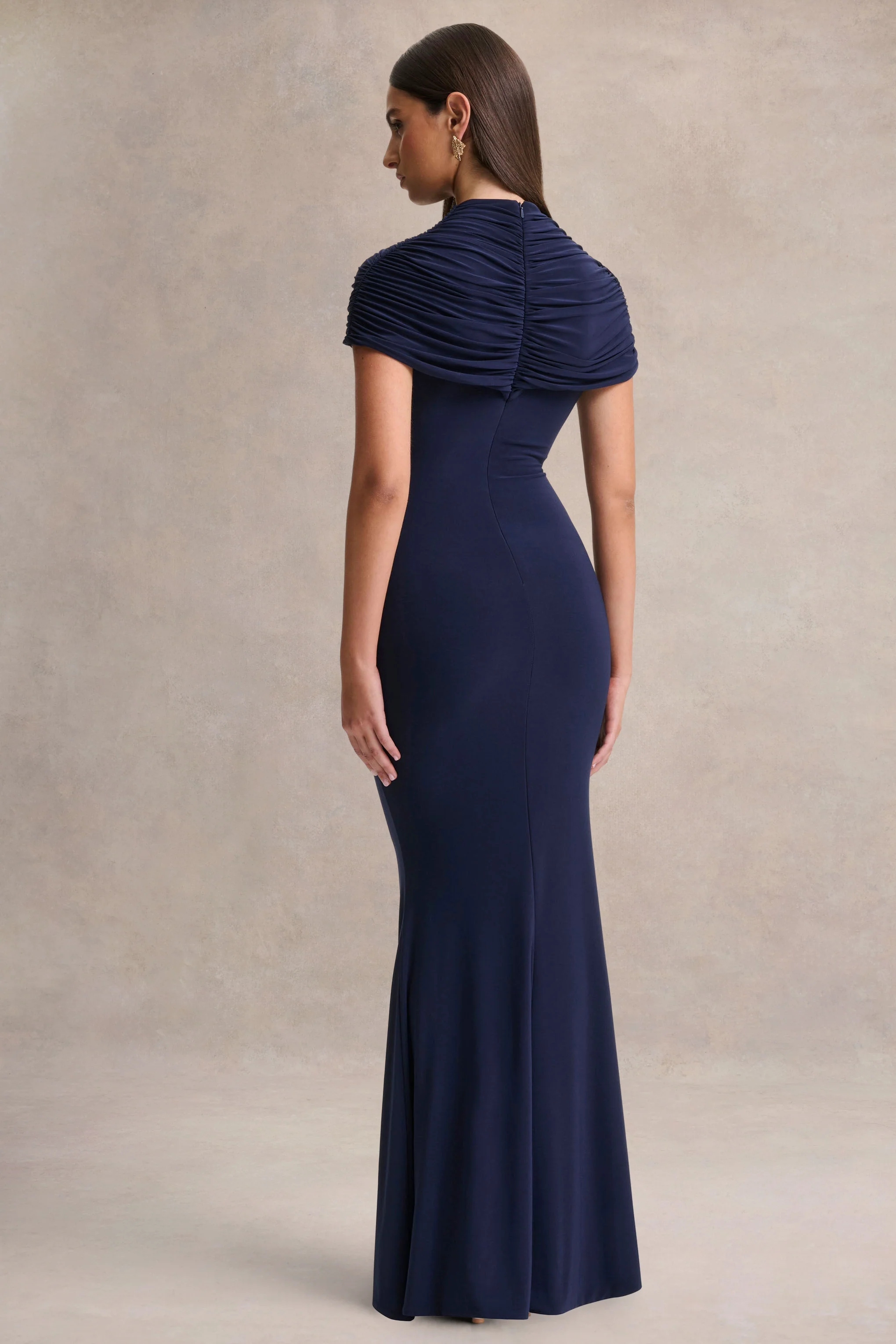 Azaria | Robe longue bleu marine à col montant et détails froncés - Image 2