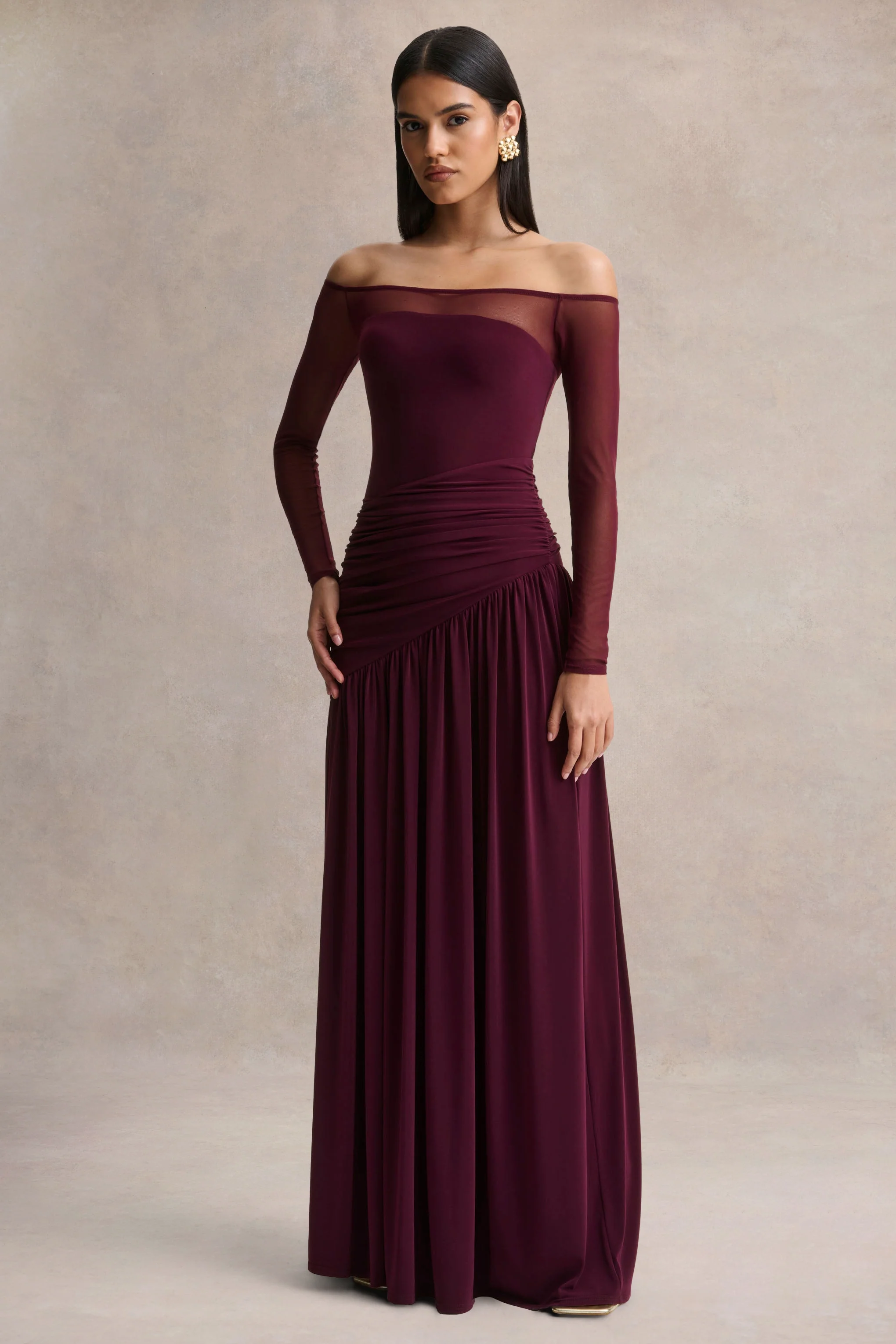 Bexley | Robe longue prune foncé à encolure Bardot avec manches en mesh - Image 6