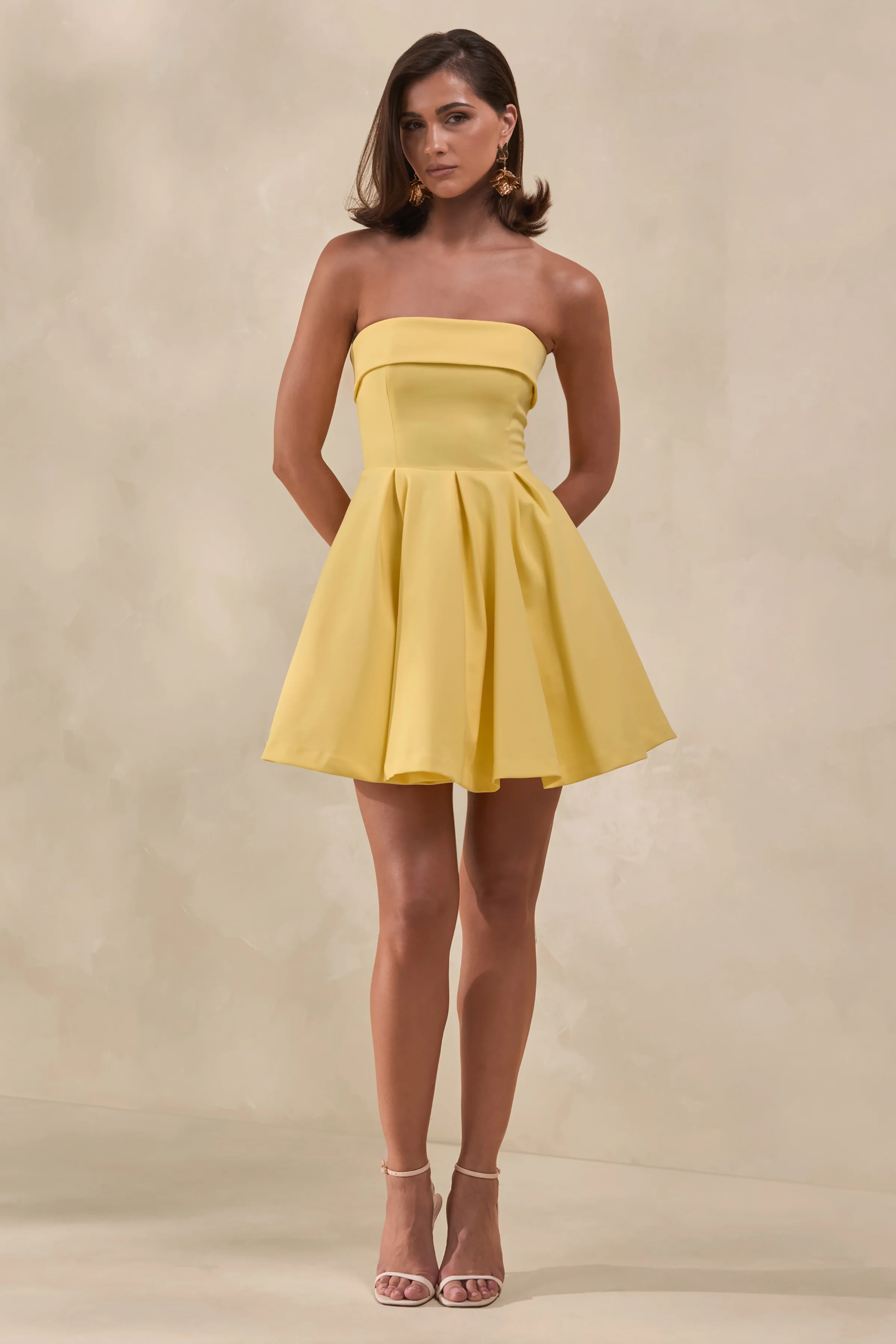 Bruna | Mini-robe patineuse bandeau citron - Image 4