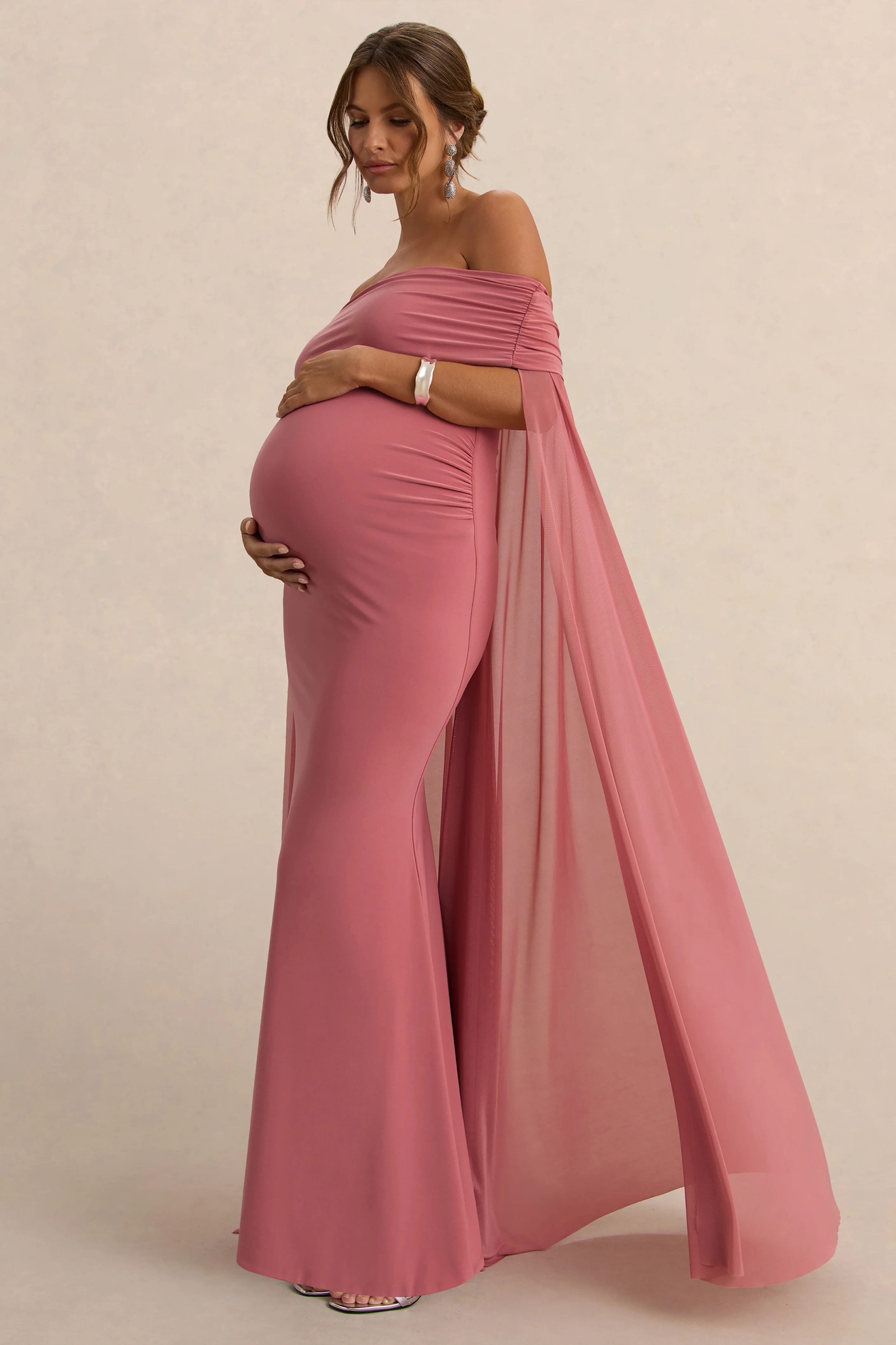 Carlotta | Robe Longue de Maternité Bardot Rose Poudré avec Cape en Chiffon - Image 6