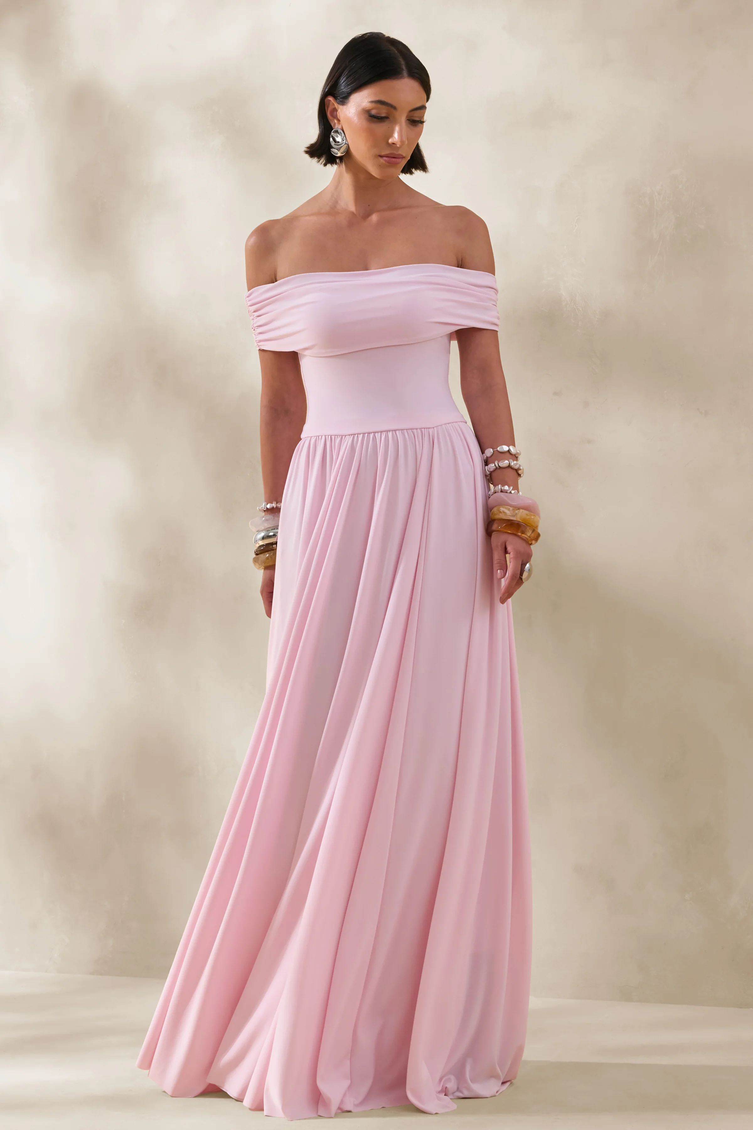 Cindie | Robe longue rose à encolure bardot