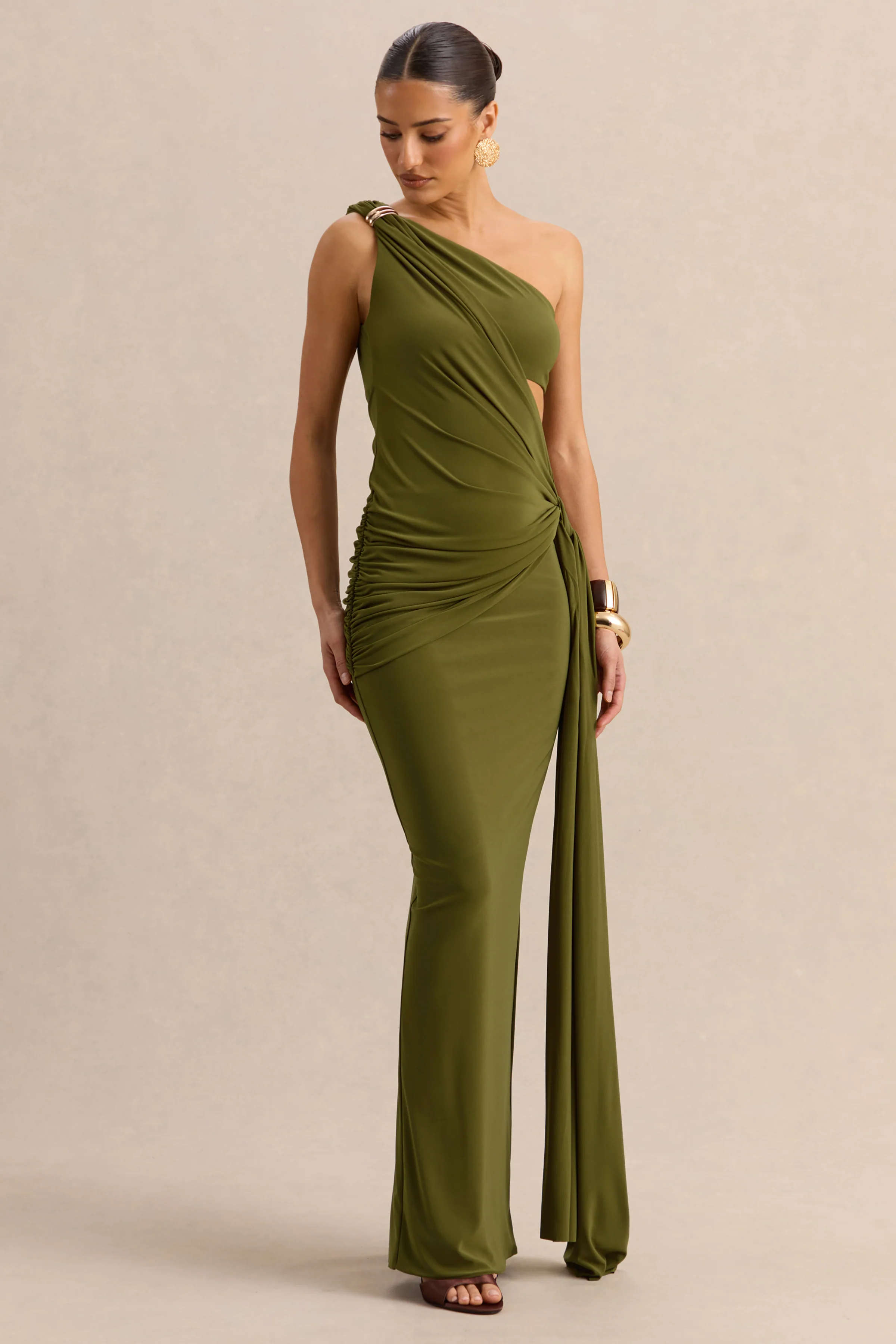Clarosia | Robe longue verte à encolure asymétrique avec découpes et détail écharpe - Image 4