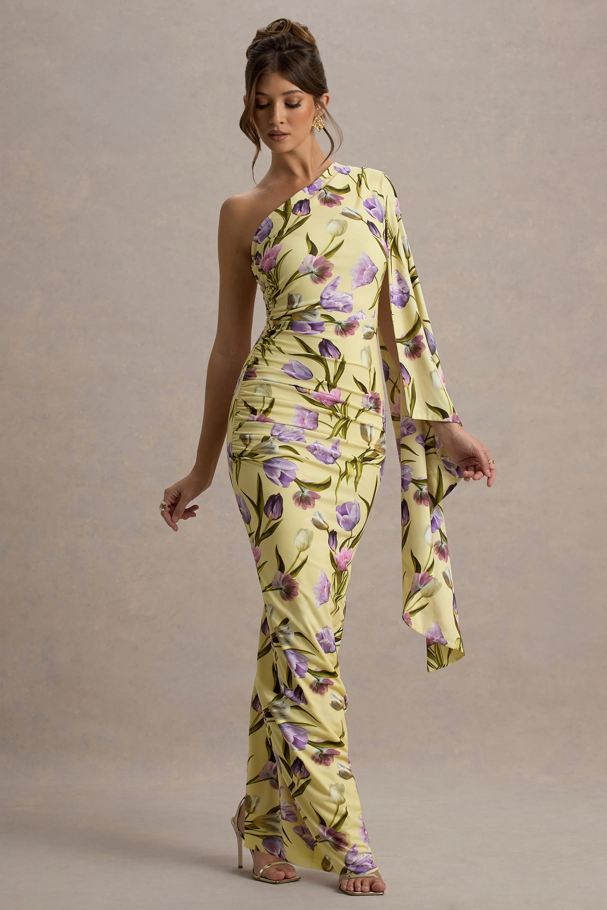 Clementina | Robe longue asymetrique à imprimé floral tulipe avec manches en cape - Image 6
