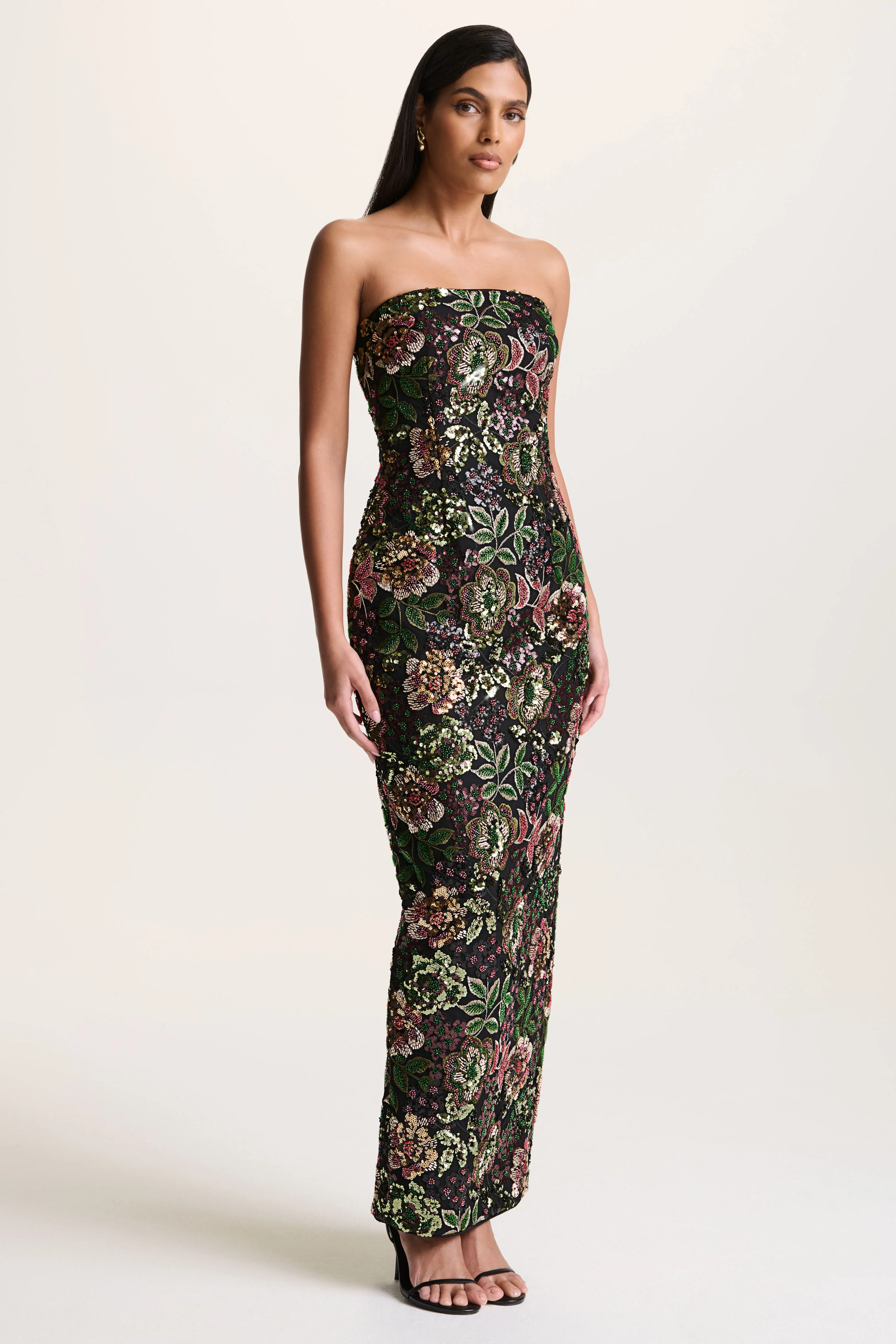 Cora | Robe longue en tulle orné motif floral hivernal à encolure bandeau et détail foulard - Image 8