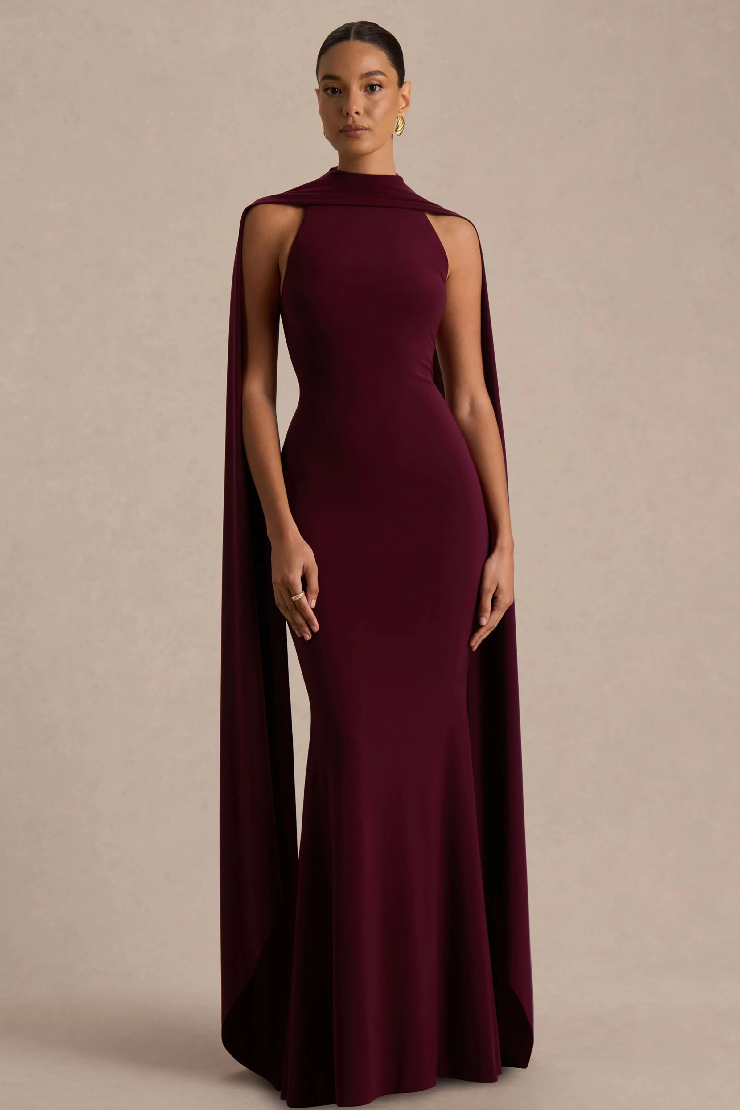 Cordy | Robe longue bordeaux à dos nu avec détail foulard