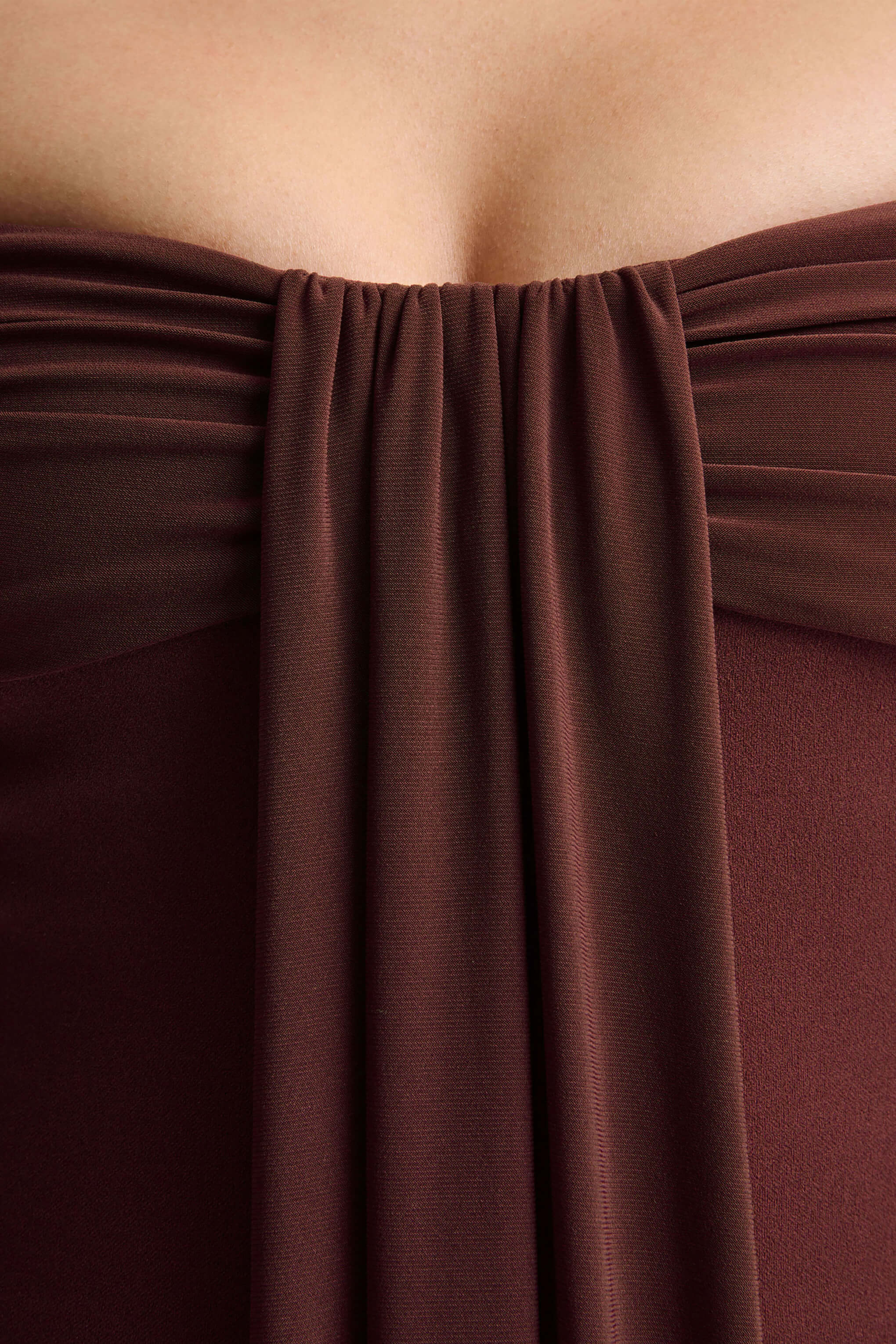 Dearest | Robe mi-longue marron à encolure bardot - Image 6