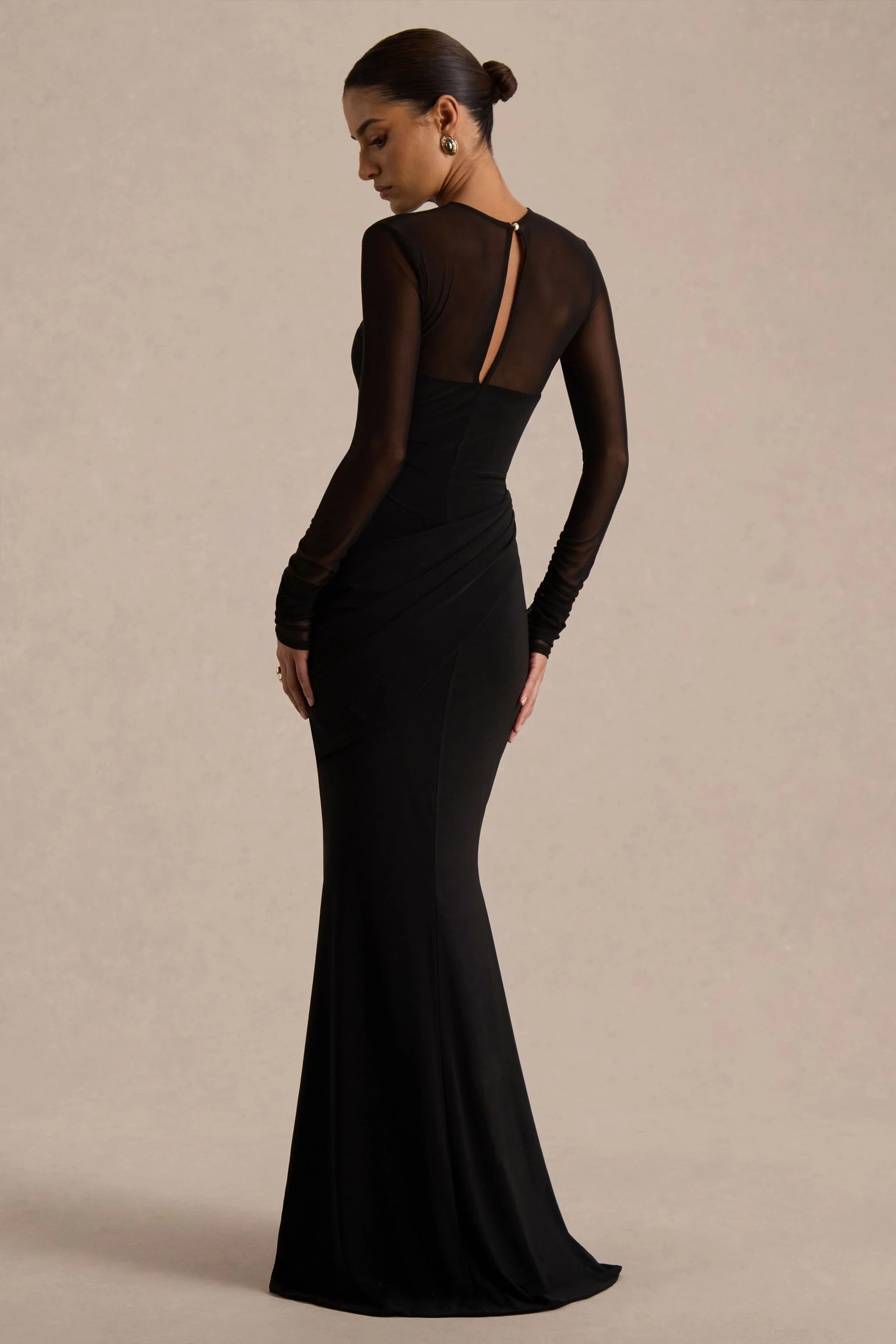 Deema | Robe longue noire en jersey et tulle à col montant - Image 2