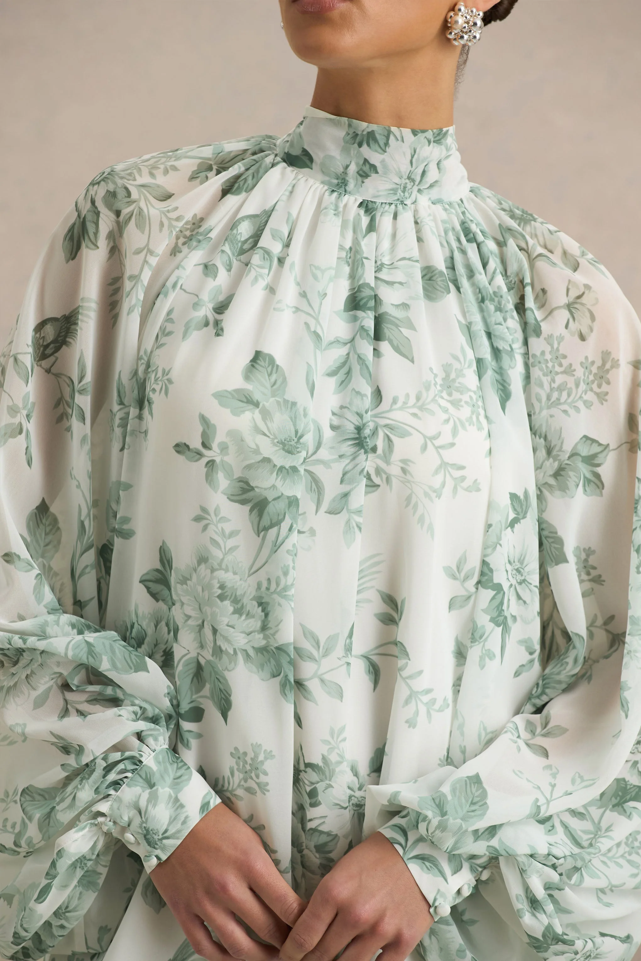Delphia | Robe Longue à Col Montant avec Ourlet Asymétrique et Imprimé Porcelaine Vert - Image 6