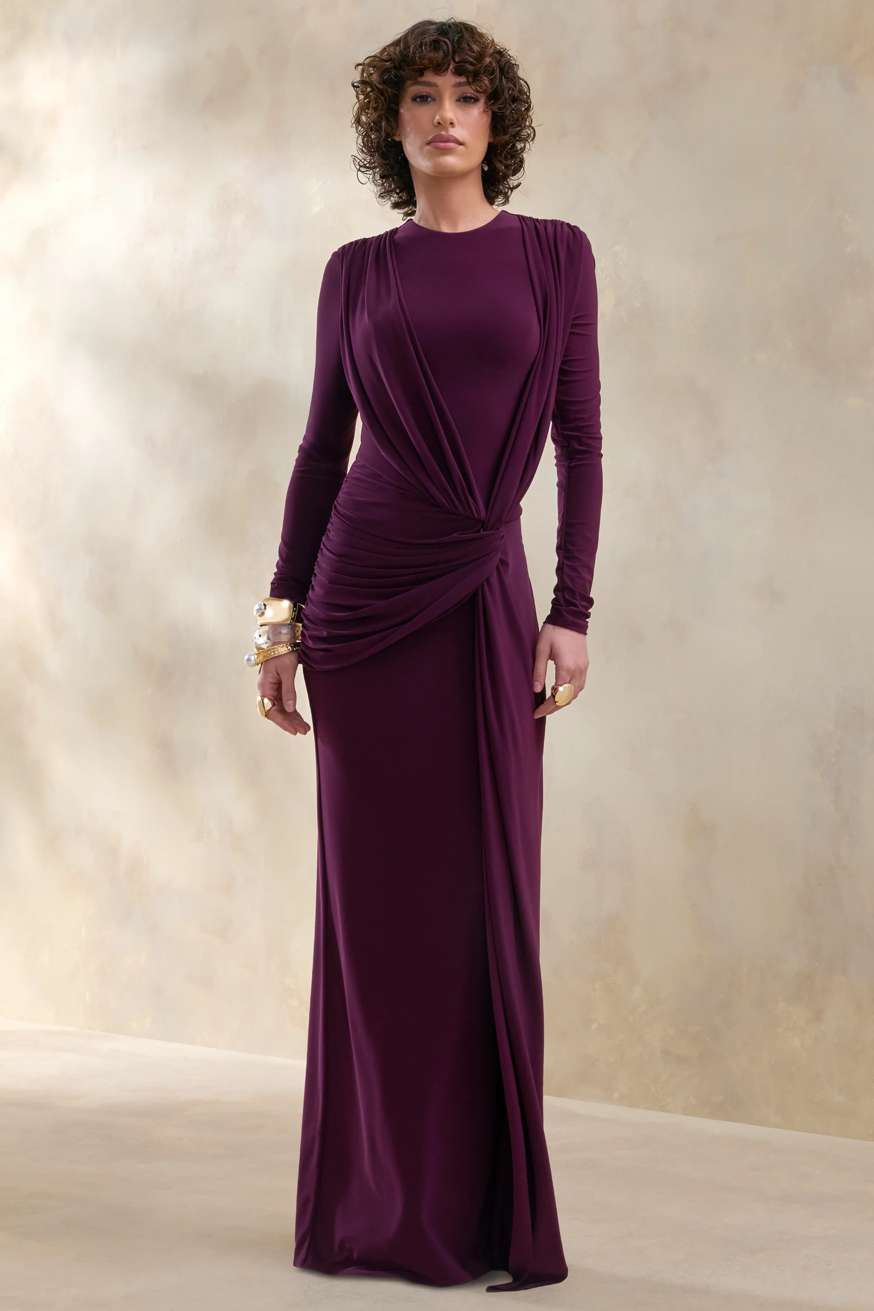 Desirelle | Robe longue prune à encolure ronde avec détails froncés - Image 4
