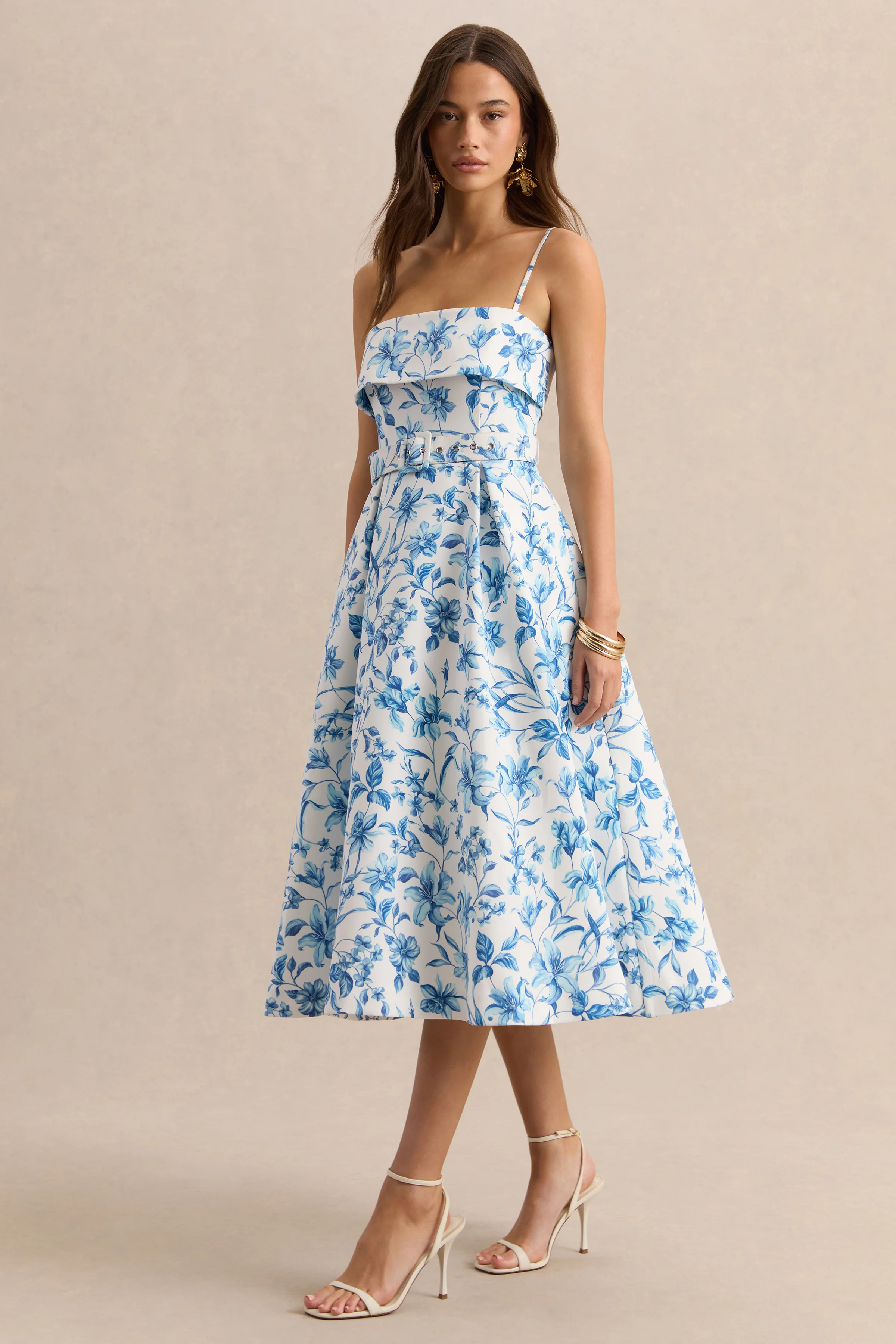 Devina | Robe mi-longue à encolure carrée avec ceinture et imprimé porcelaine bleu - Image 4