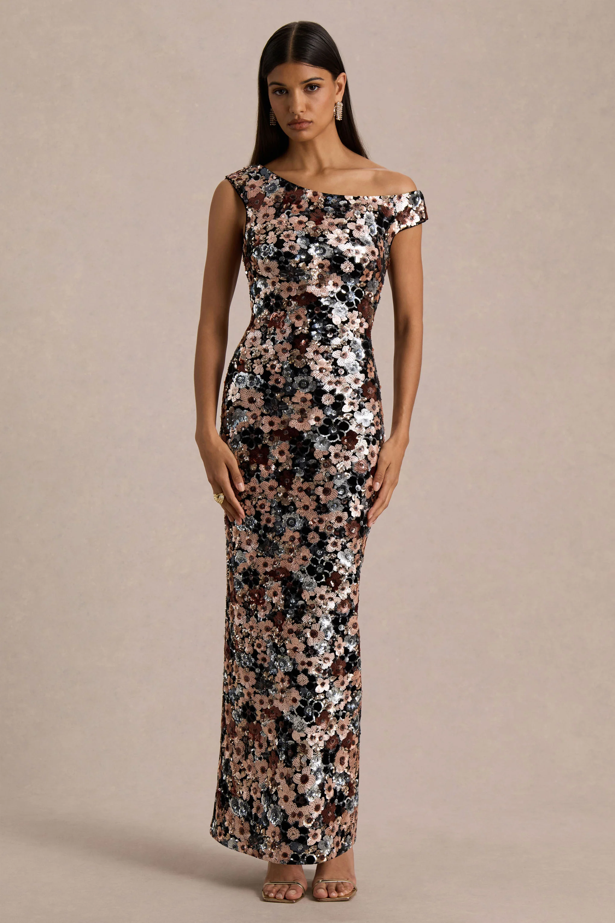 Electric | Robe longue en velours noir à encolure asymétrique avec détails floraux en sequins