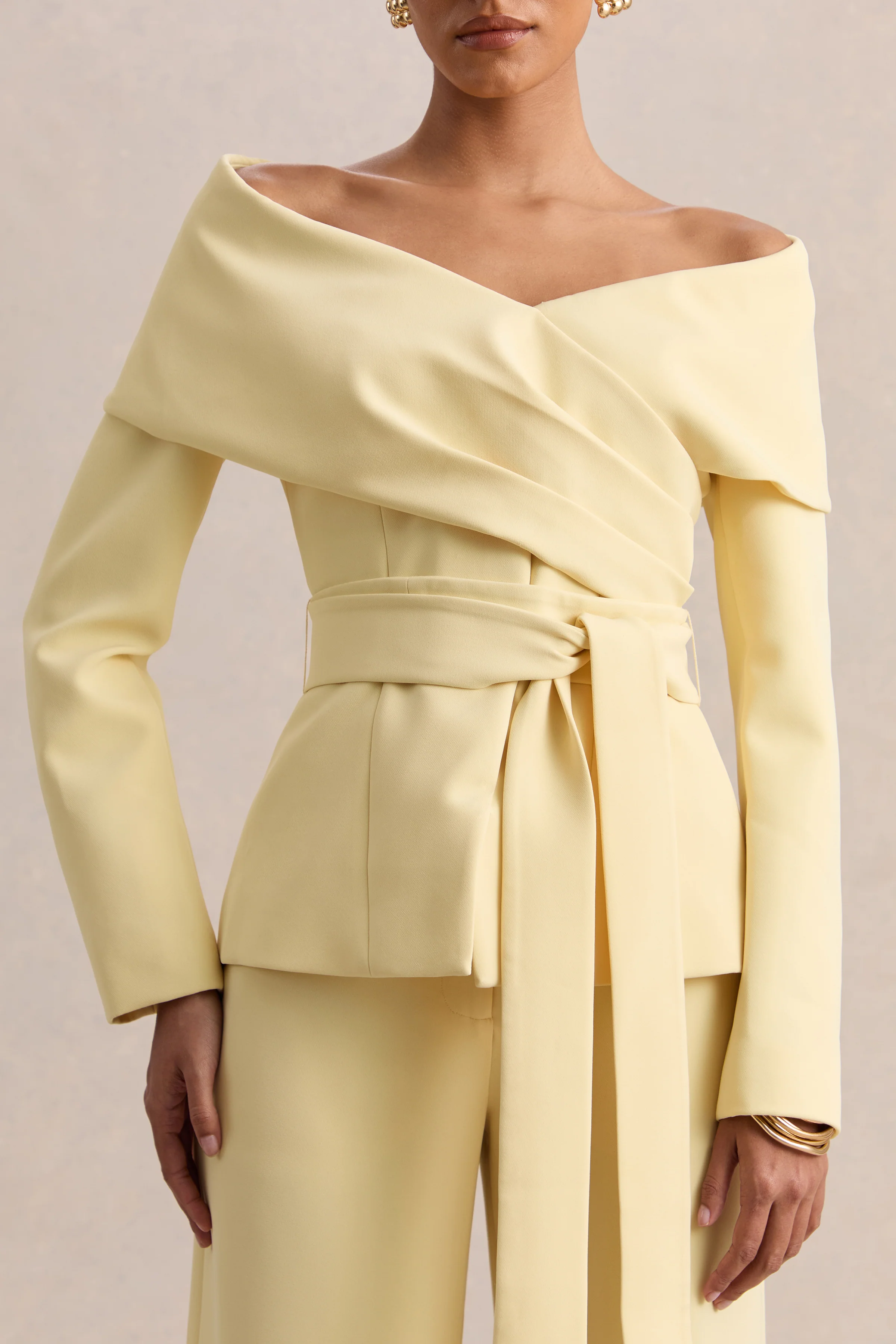 Empress | Top tailleur citron à encolure bardot - Image 3