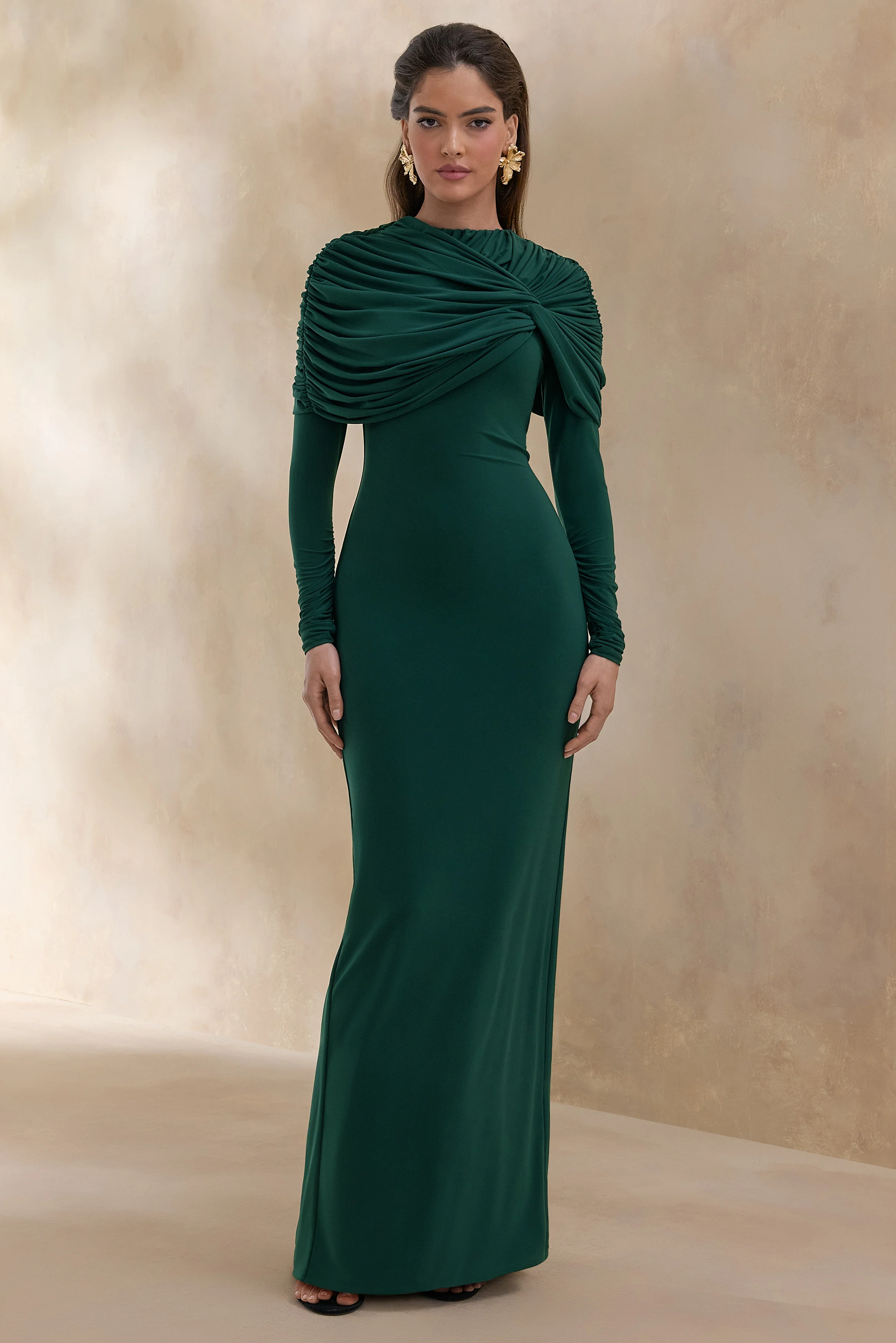 Evessa | Robe longue vert foncé à encolure haute et détails froncés - Image 4