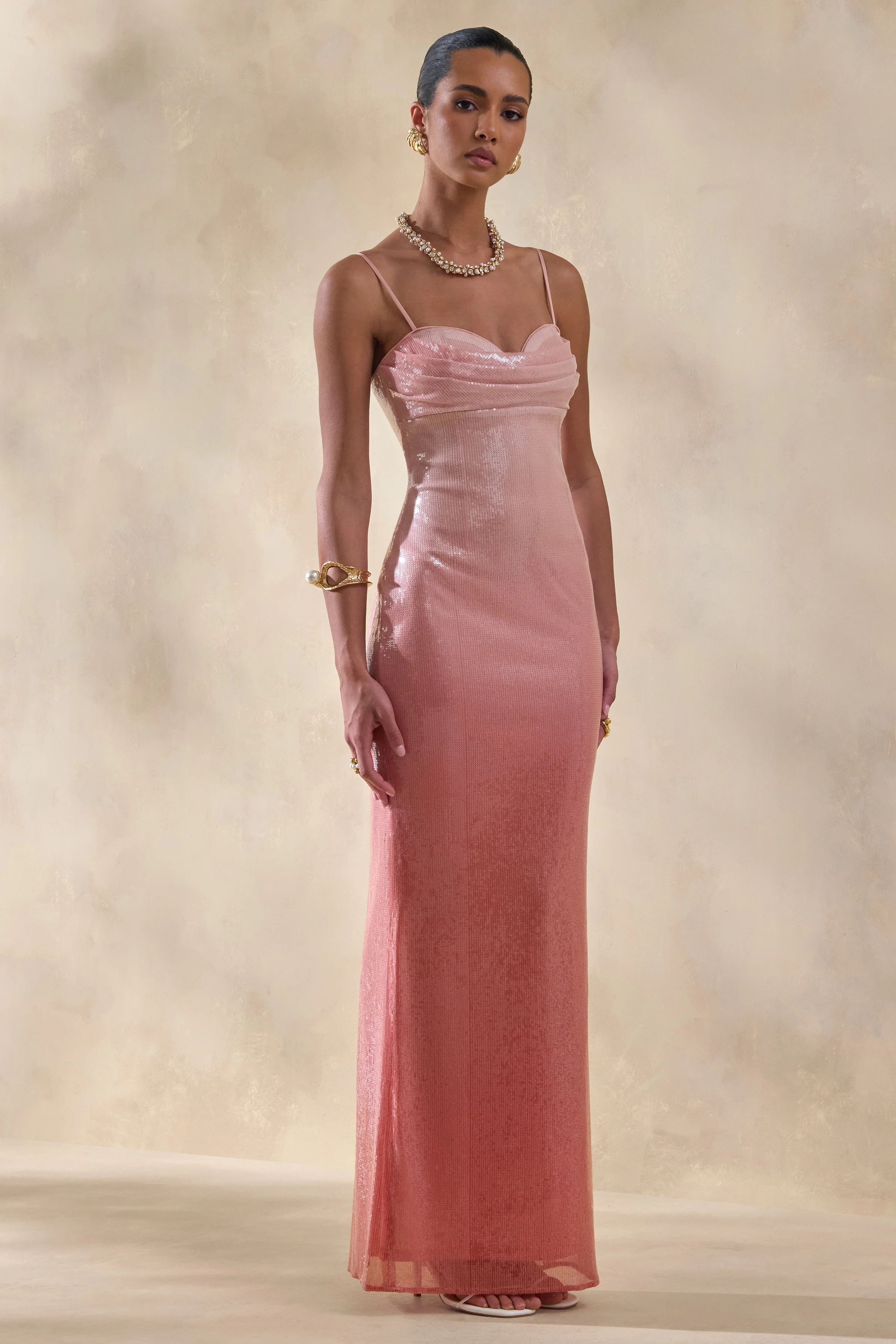 Feloria | Robe longue corail ombré à sequins à encolure drapée