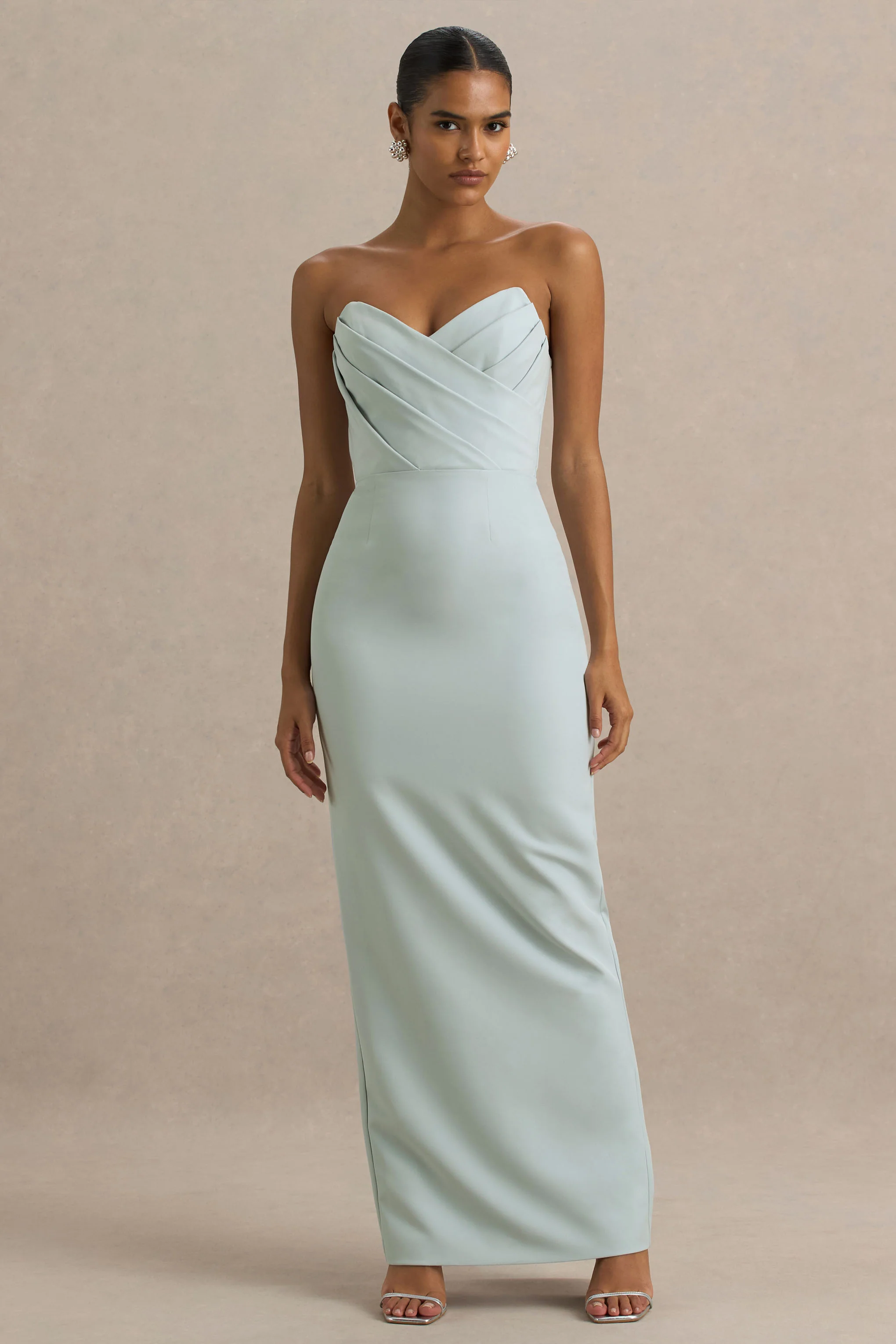 Fierce | Robe longue asymétrique bleu poudre avec détails froncés - Image 3