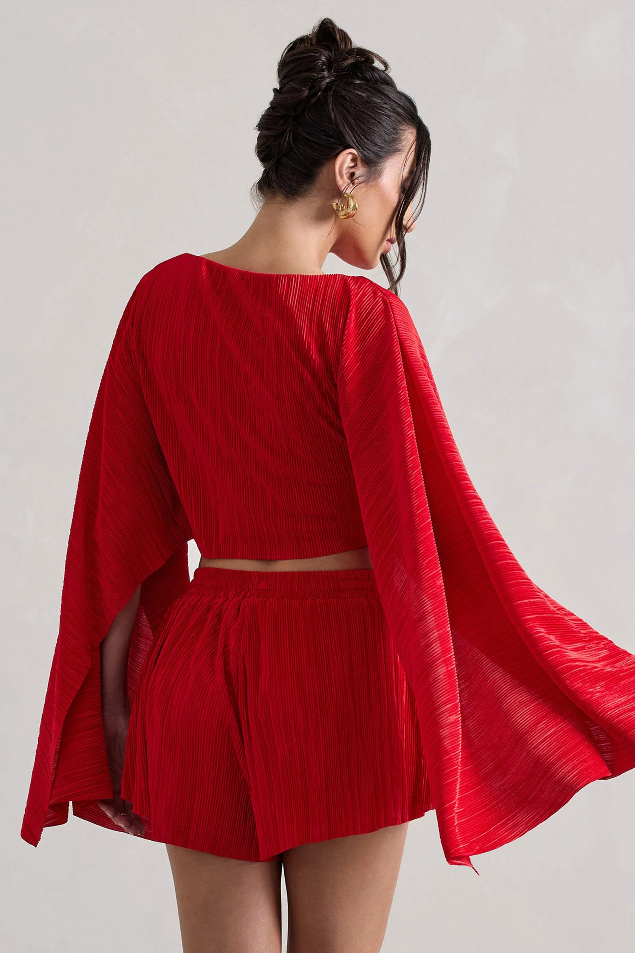 Flare | Crop top à manches cape en plissé rouge - Image 2