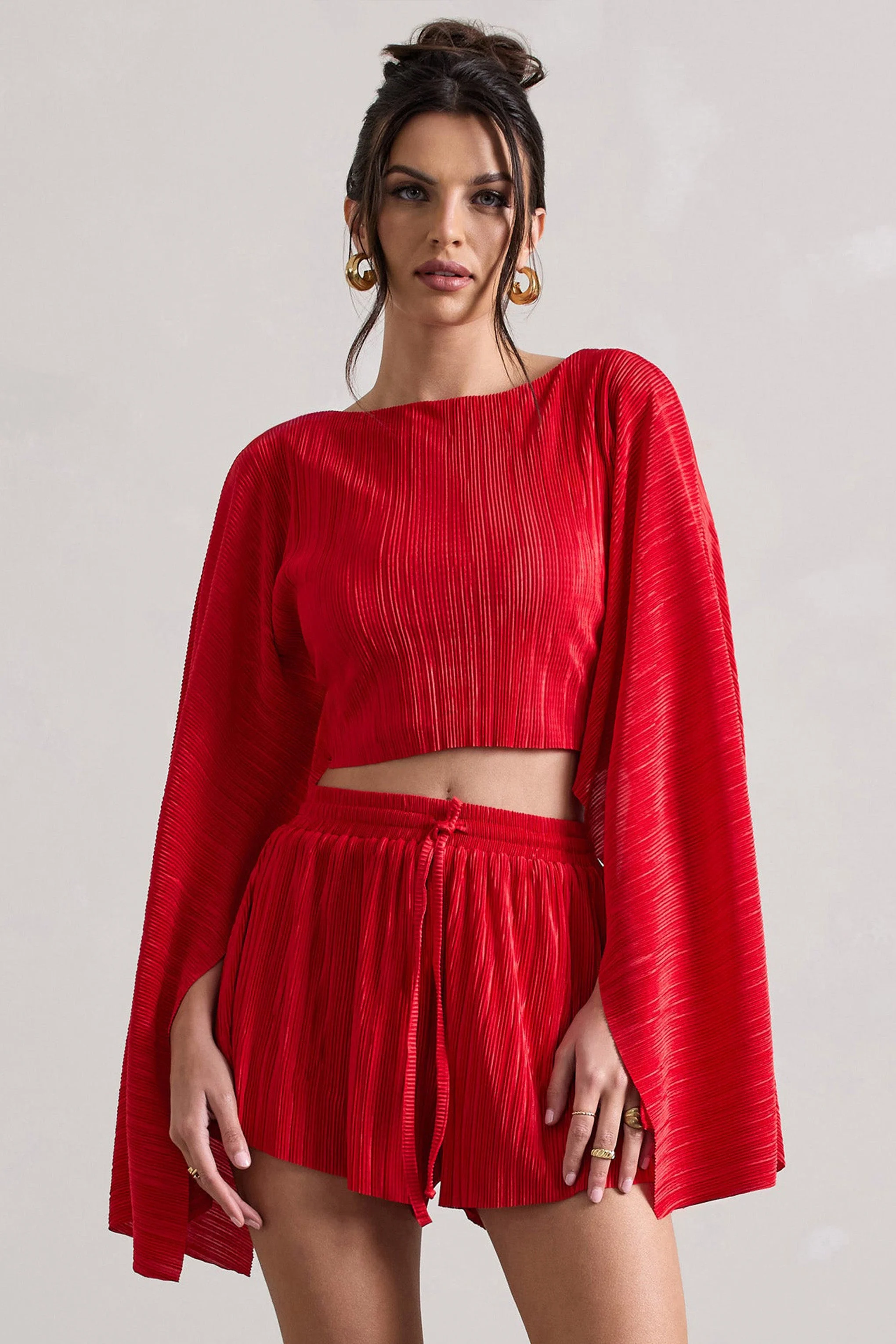 Flare | Crop top à manches cape en plissé rouge - Image 4