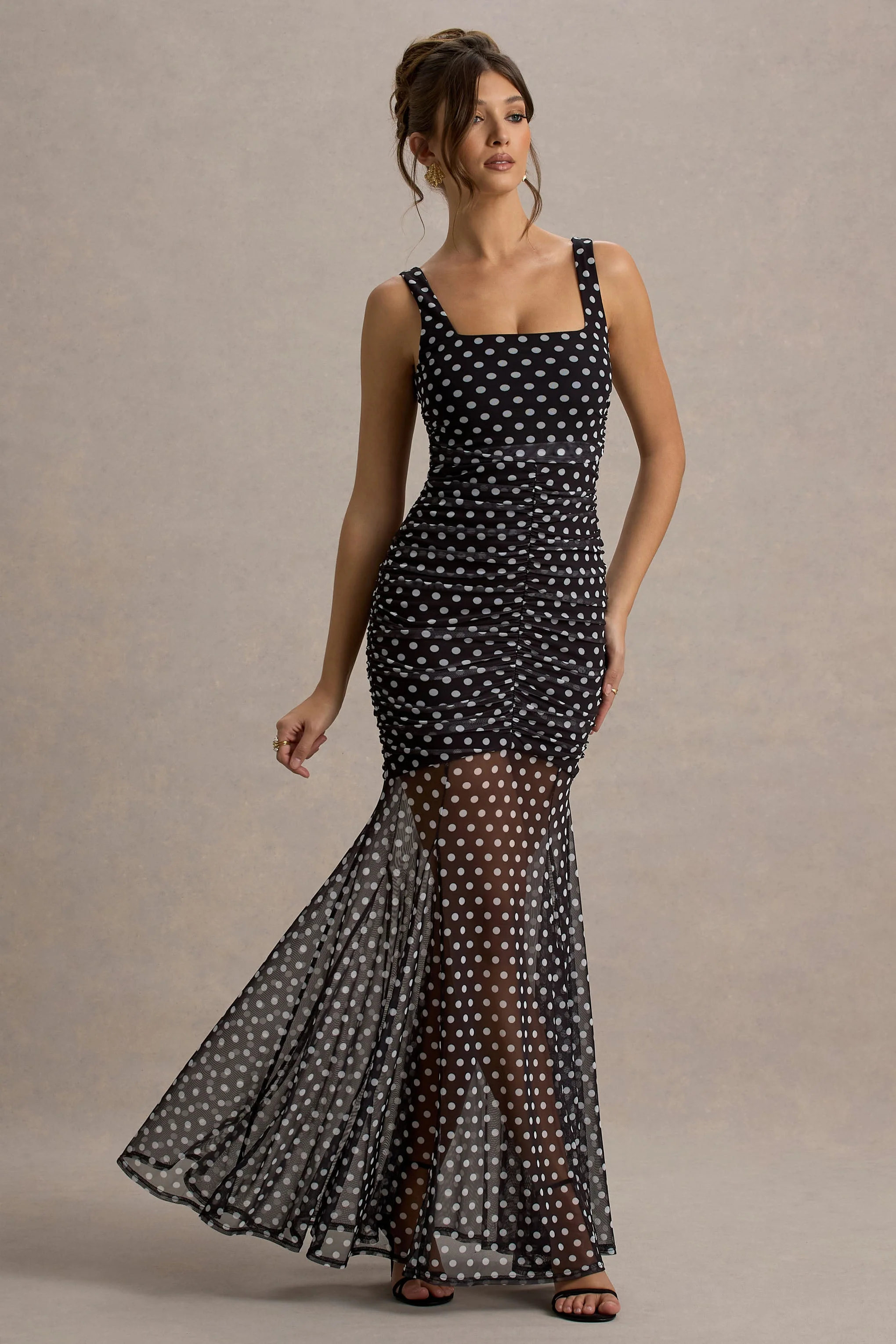 Galaxia | Robe Longue à pois noirs et blancs avec jupe en mesh