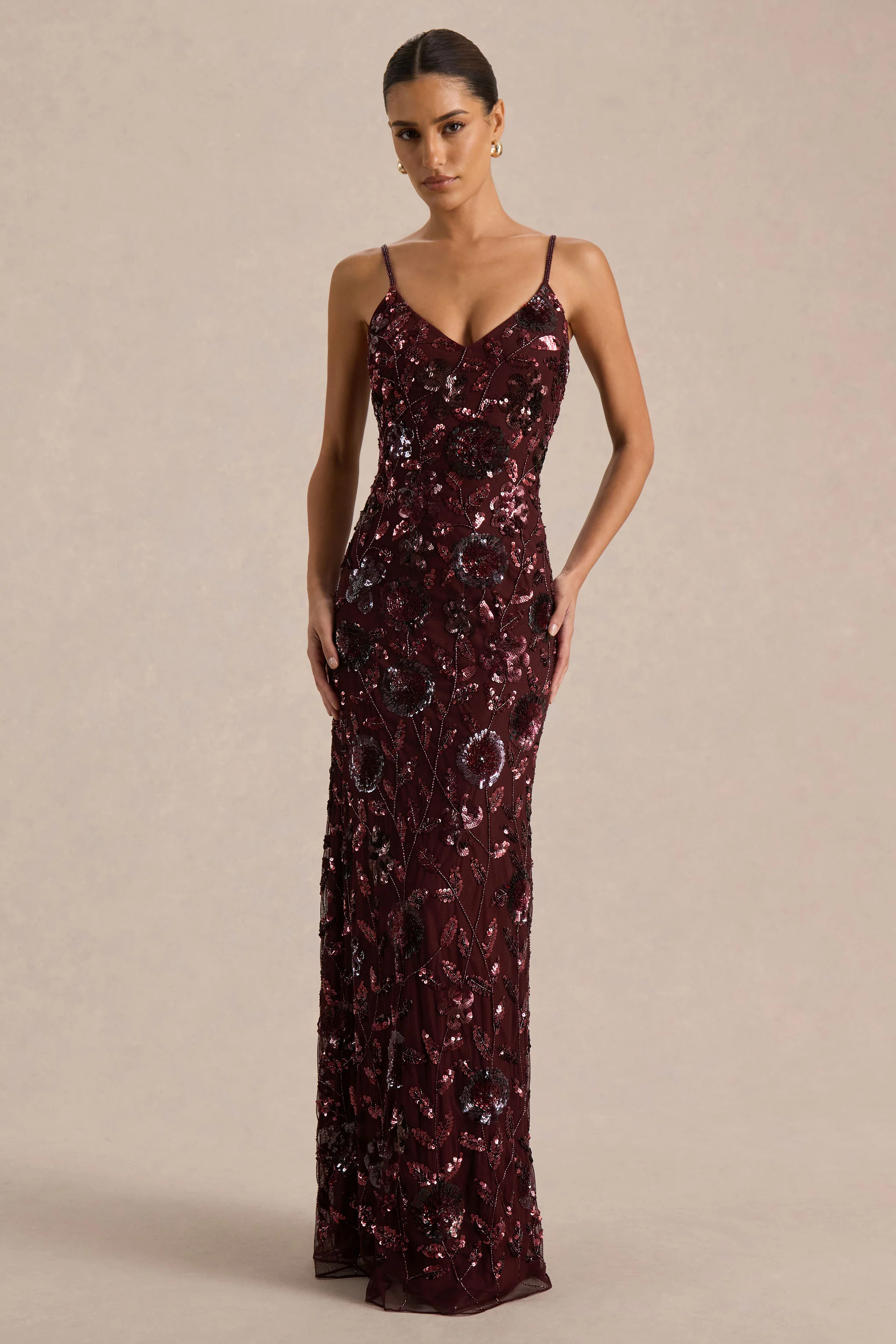 Gemini | Robe longue à bretelles ornée de sequins et motif floral bordeaux