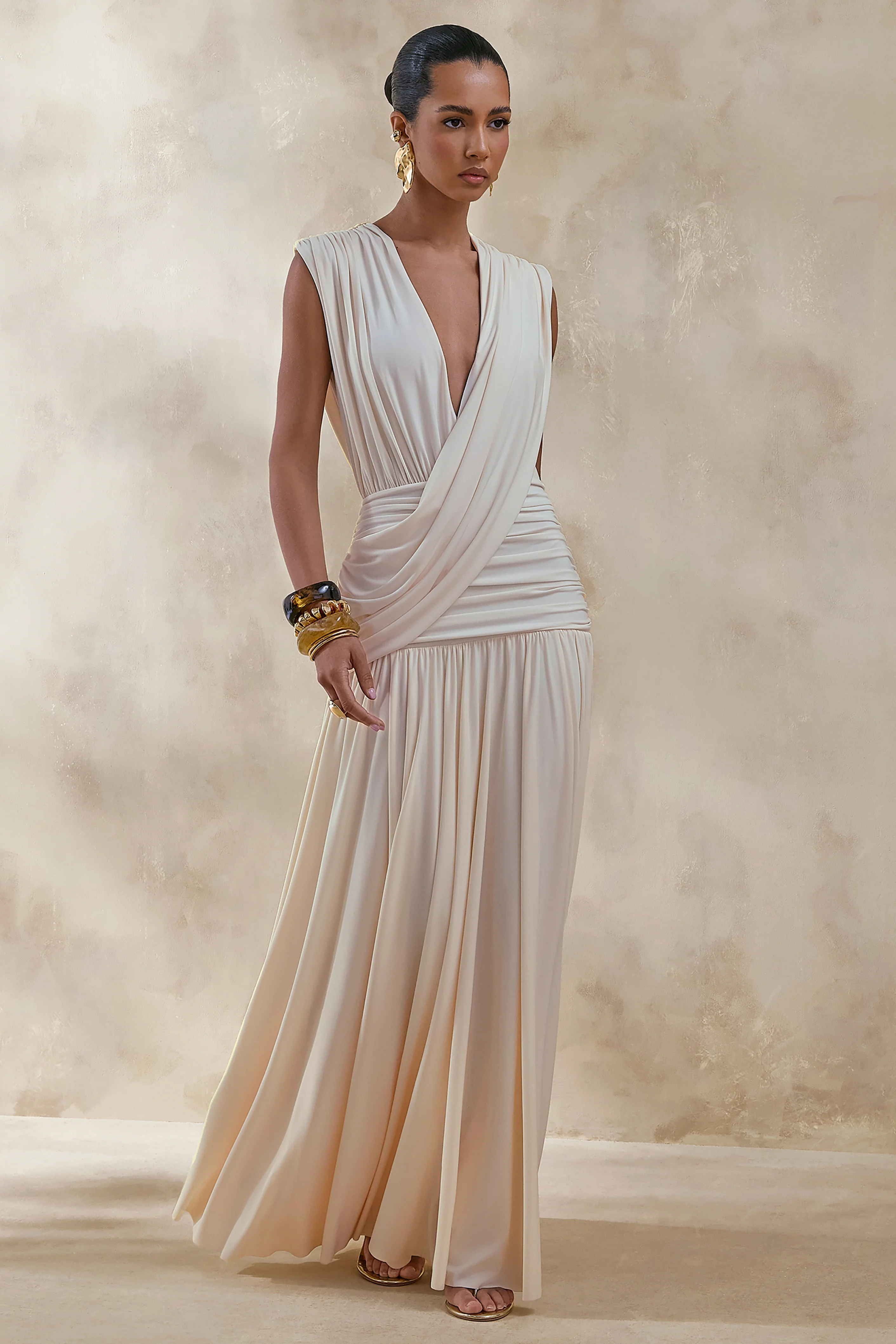 Glorina | Robe Longue Crème Décolleté-Plongeant Avec Détail-Drapé - Image 5