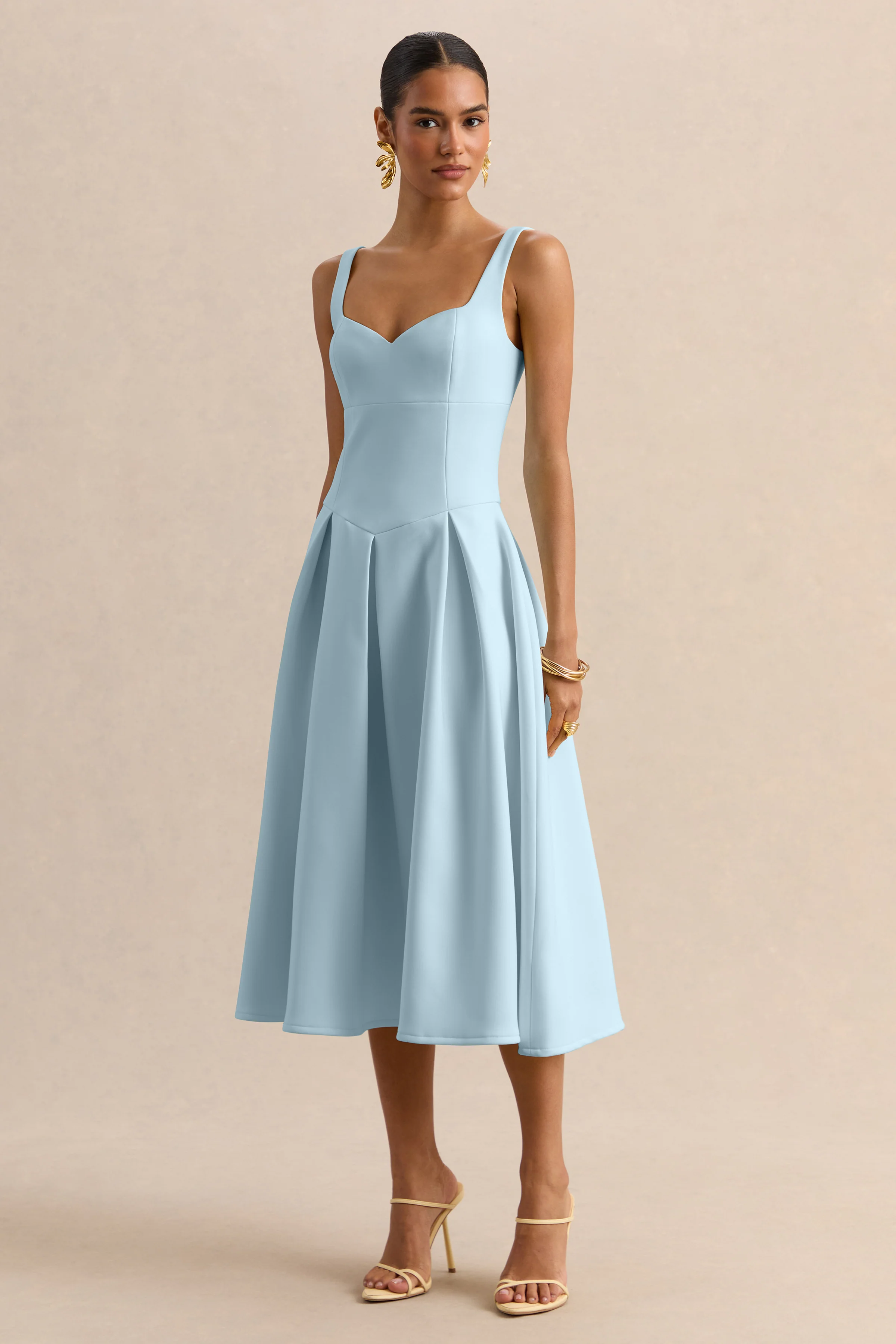 Greta | Robe mi-longue bleu poudré à décolleté cœur - Image 5