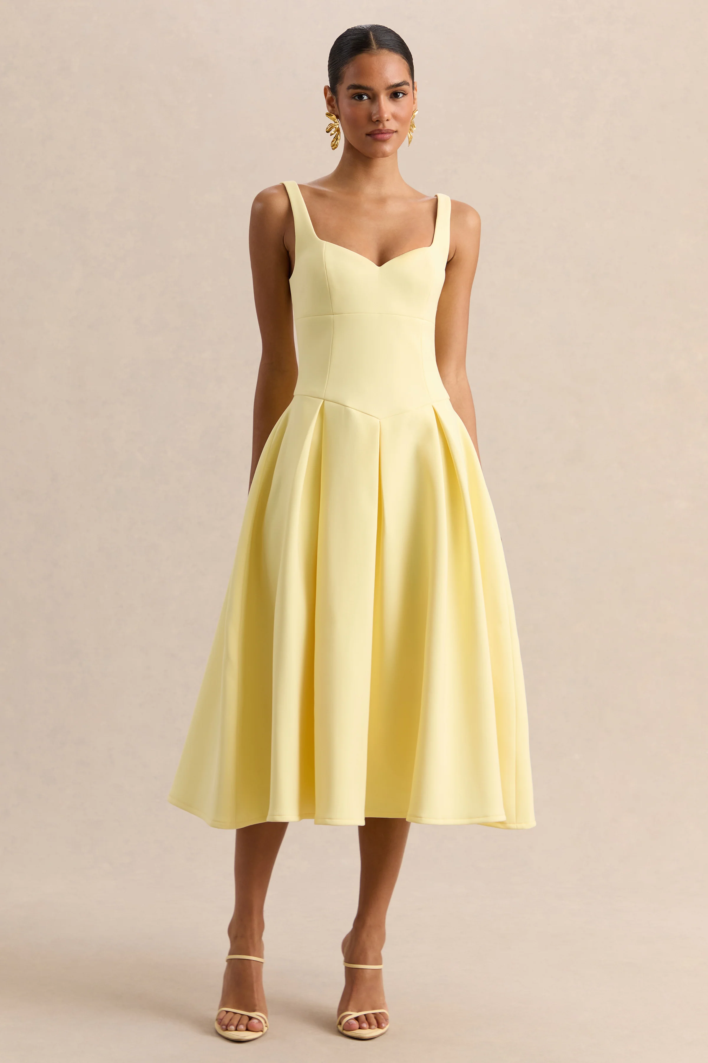 Greta | Robe mi-longue citron à décolleté cœur