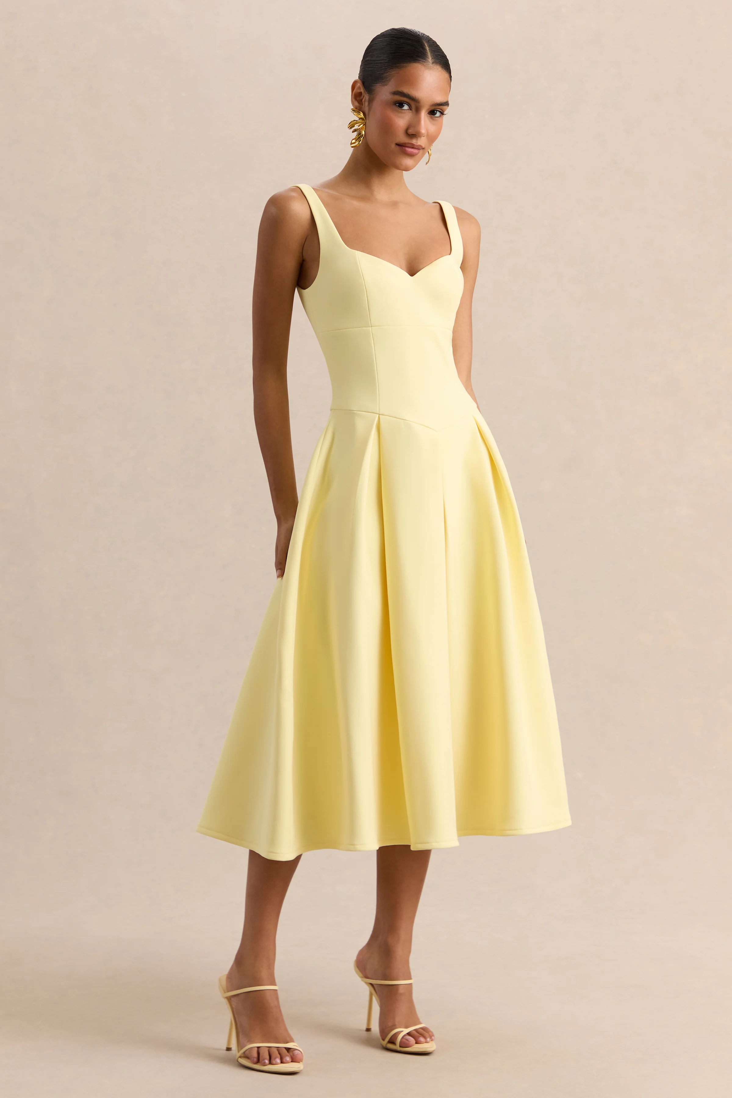 Greta | Robe mi-longue citron à décolleté cœur - Image 4