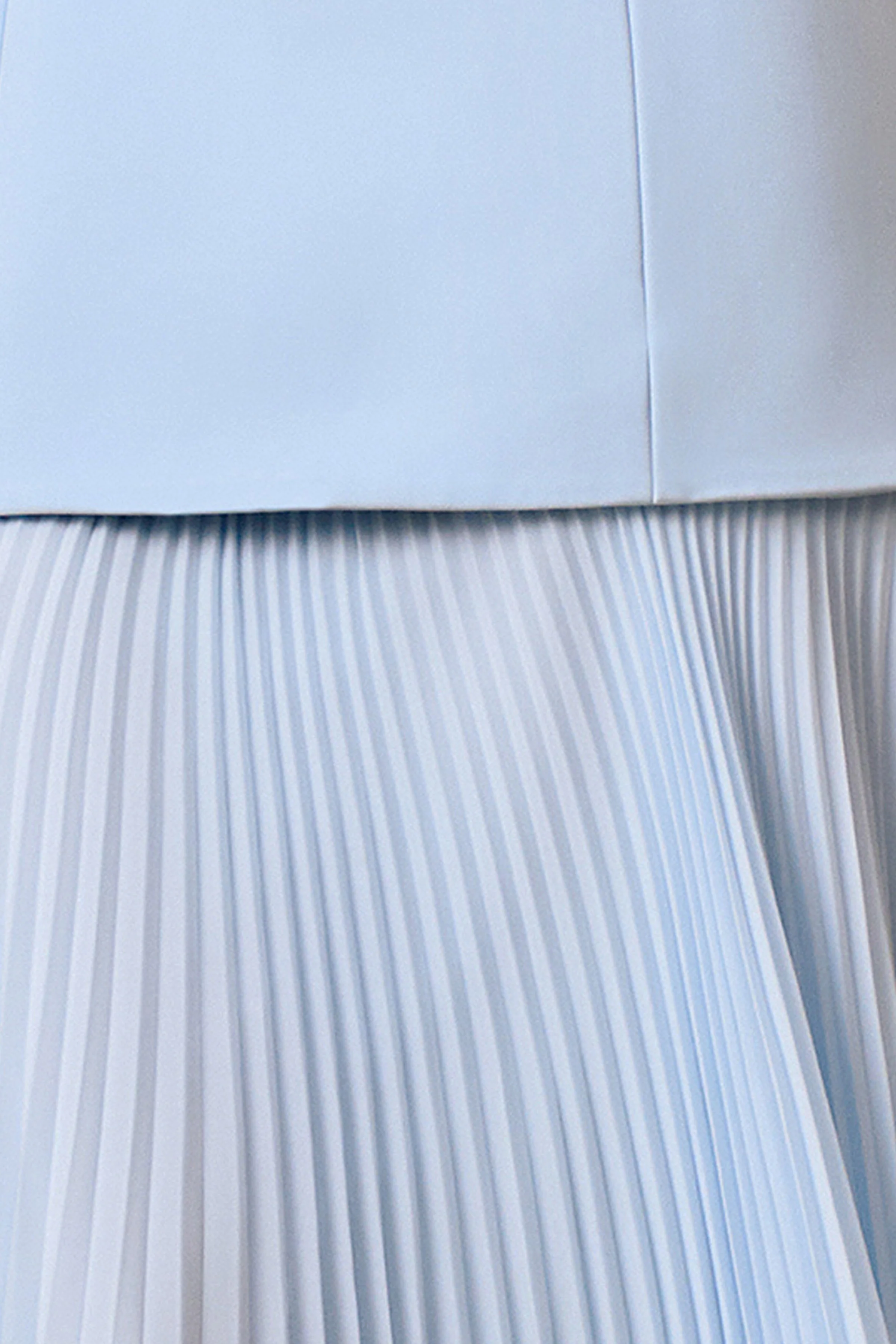 Hadley | Robe longue bleu poudré à décolleté bateau avec taille basse - Image 7