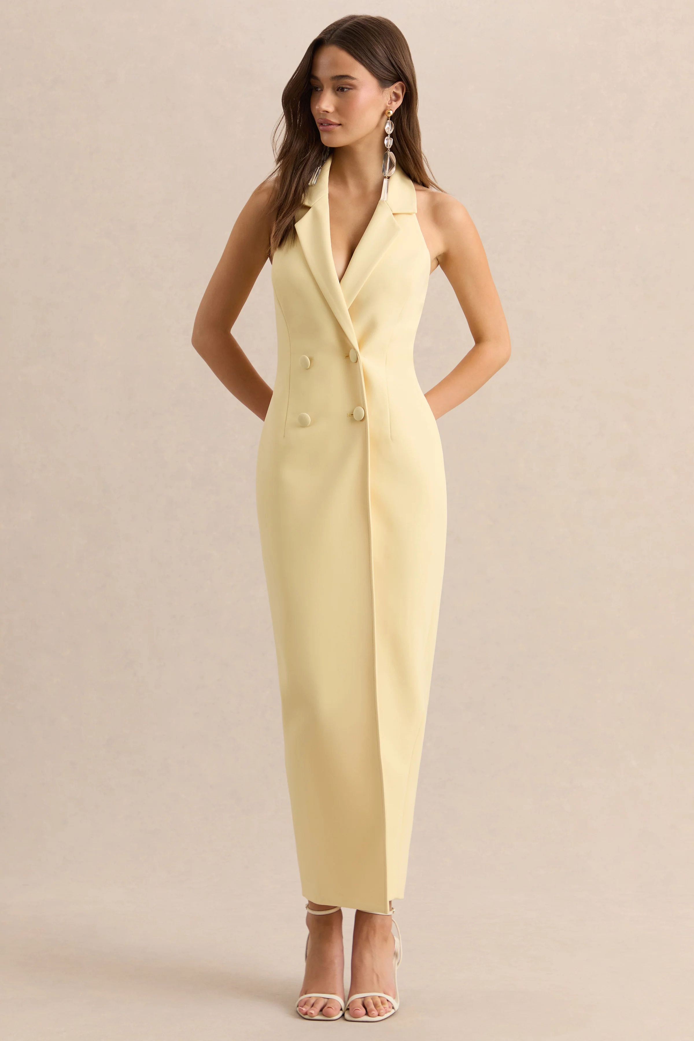 Hana | Robe longue citron ajustée à décolleté plongeant - Image 4