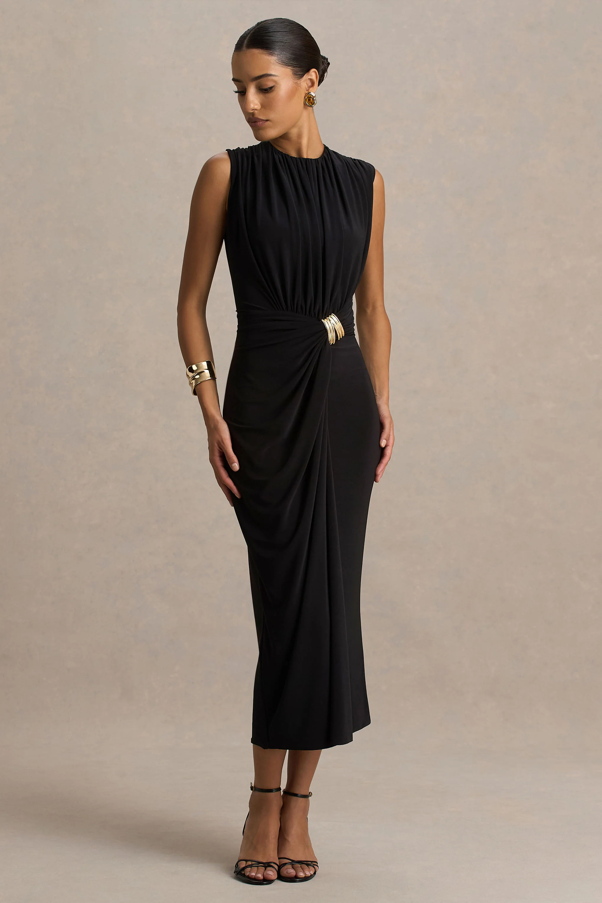 Harlow | Robe mi-longue noire à col montant et jupe portefeuille - Image 5