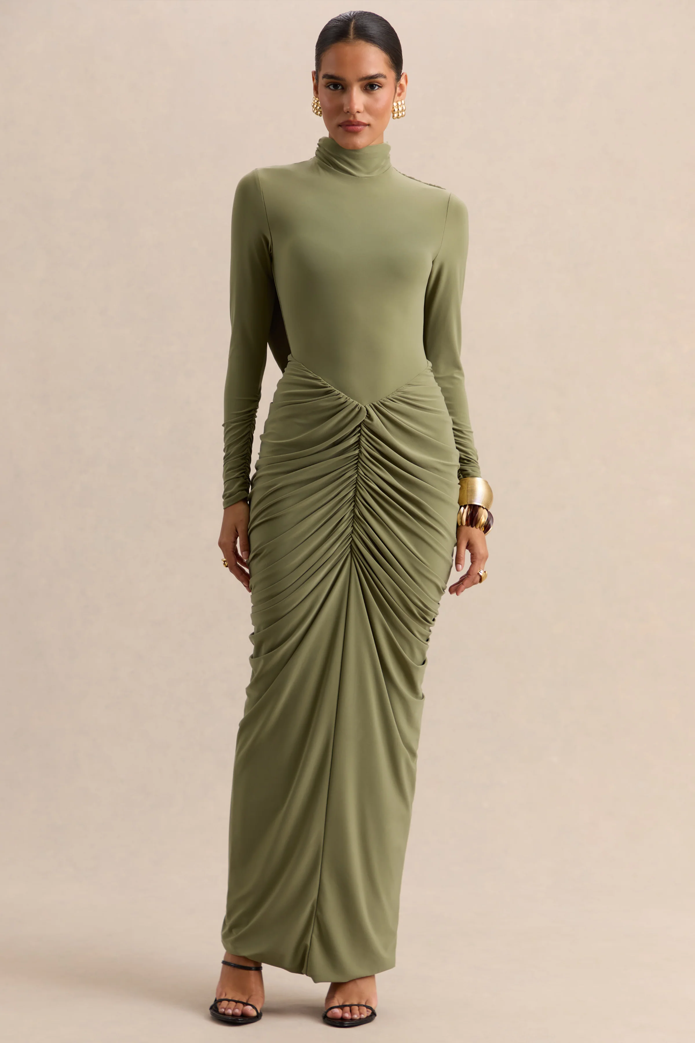 Harmona | Robe longue olive à encolure haute avec détails froncés et drapés - Image 4