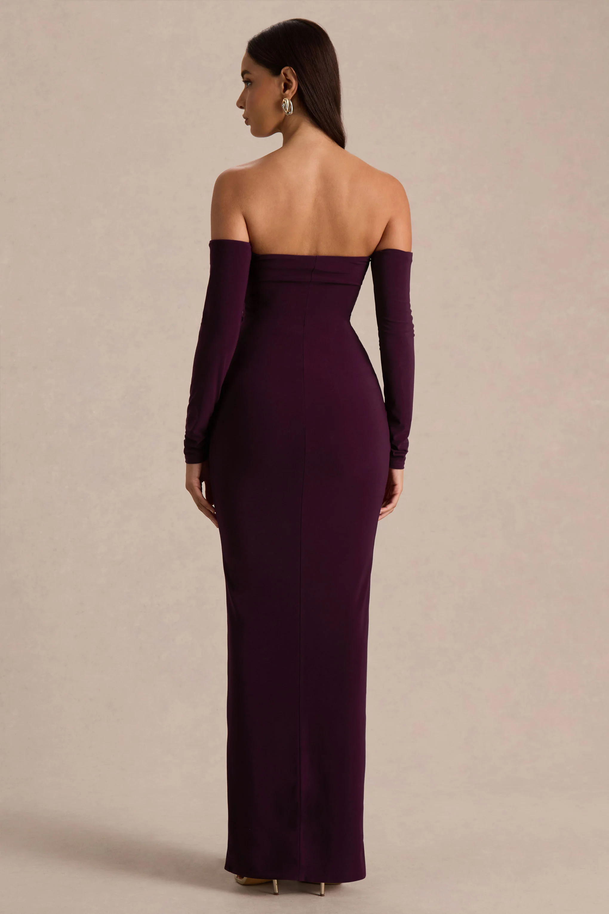 Harper | Robe longue prune à encolure bardot - Image 2