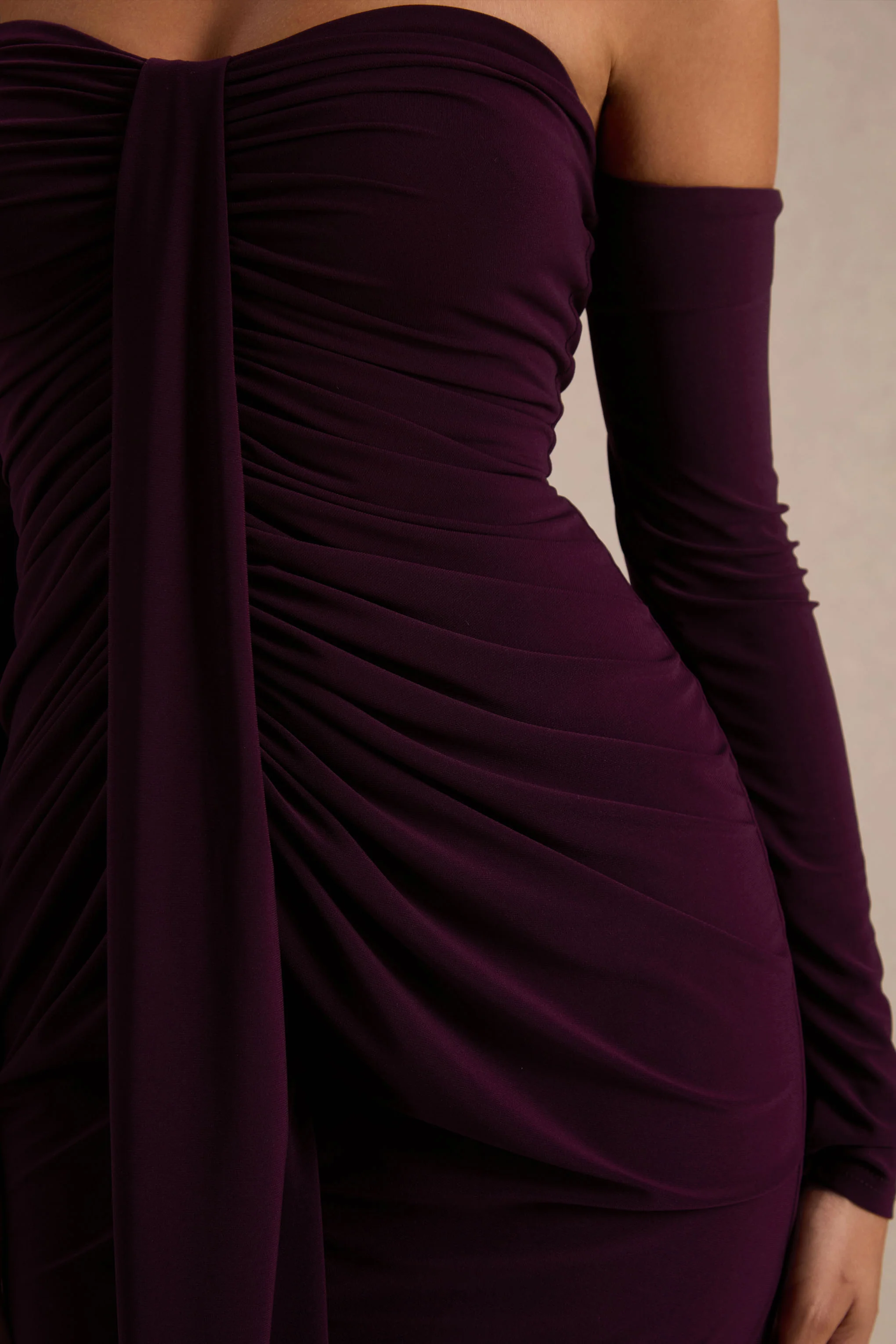 Harper | Robe longue prune à encolure bardot - Image 6