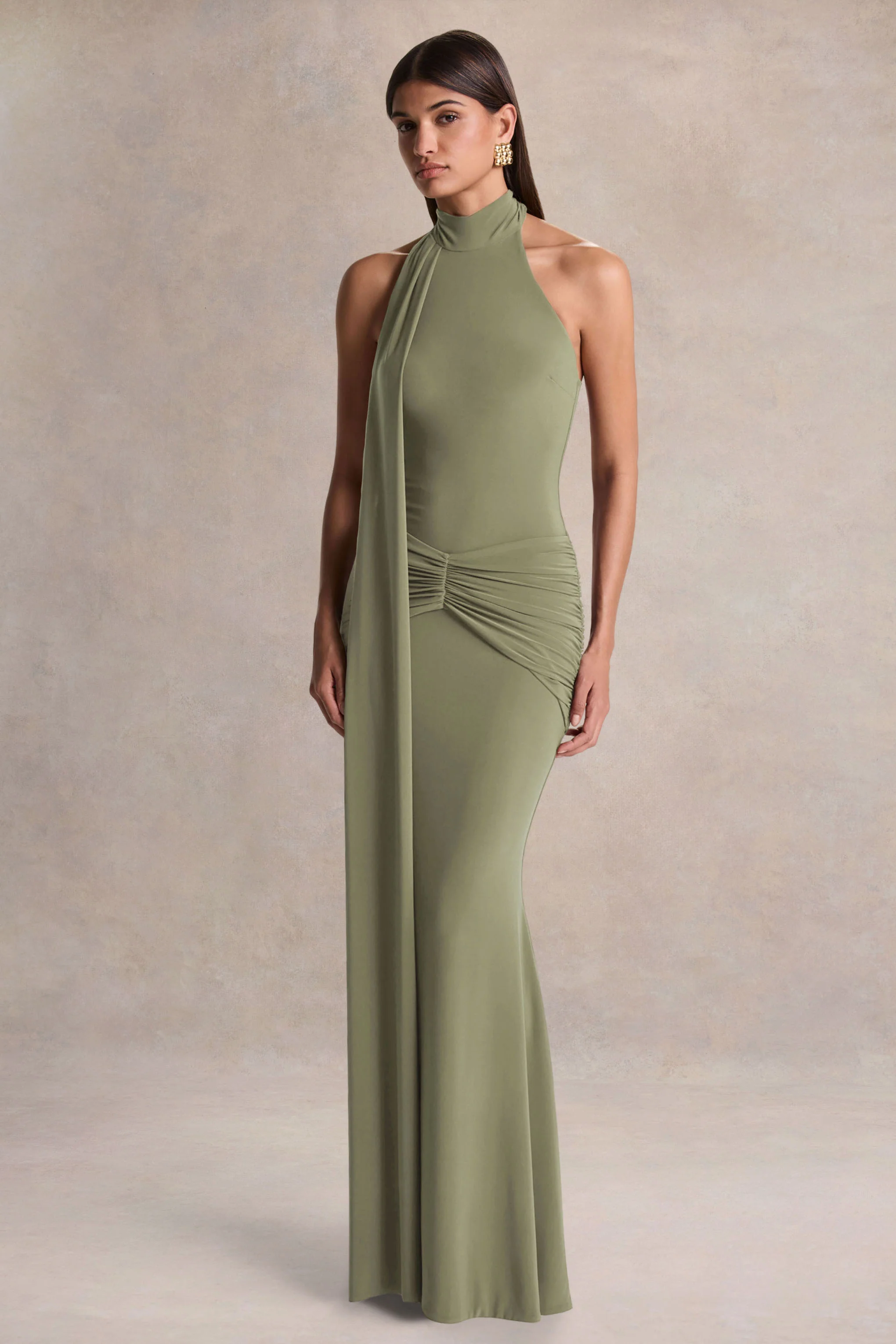 Hyla | Robe longue verte à encolure haute avec détail d’écharpe - Image 5