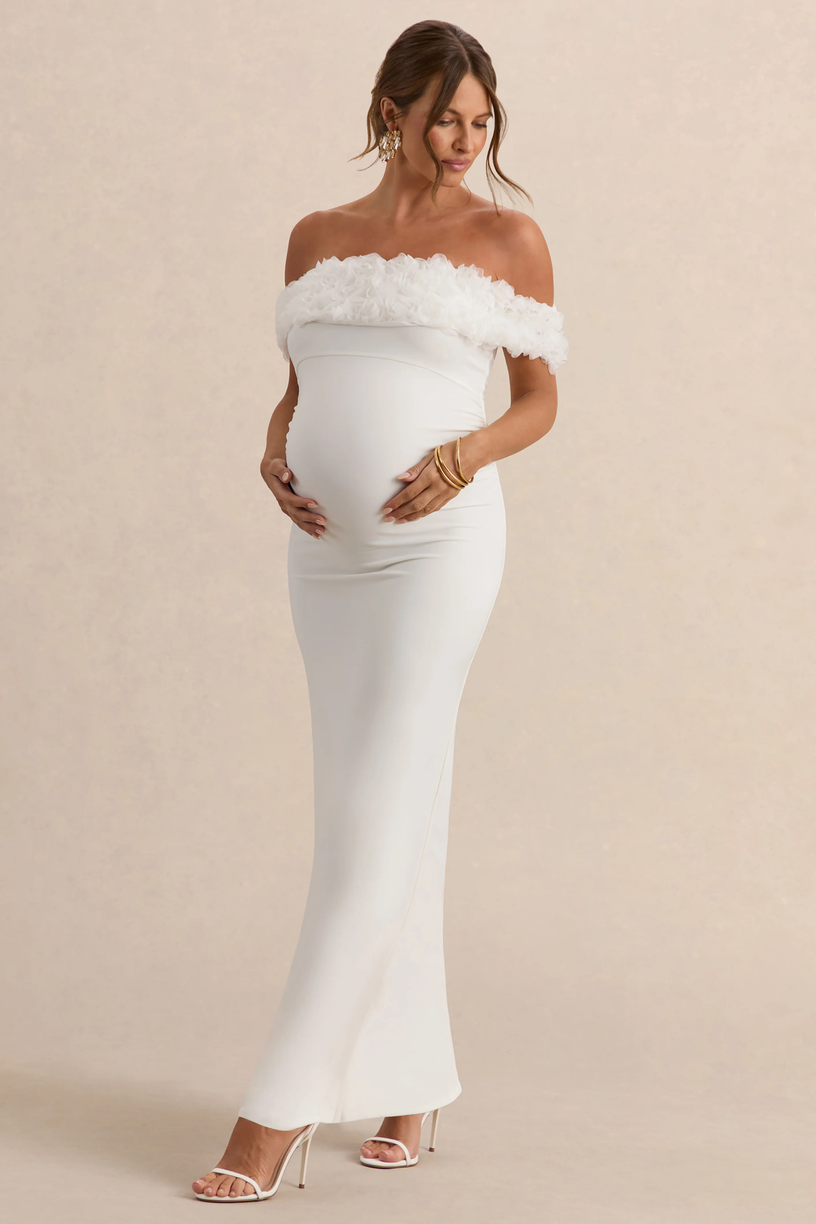 Inflorescence | Robe longue de maternité encolure bardot à fleurs en maille blanche - Image 6