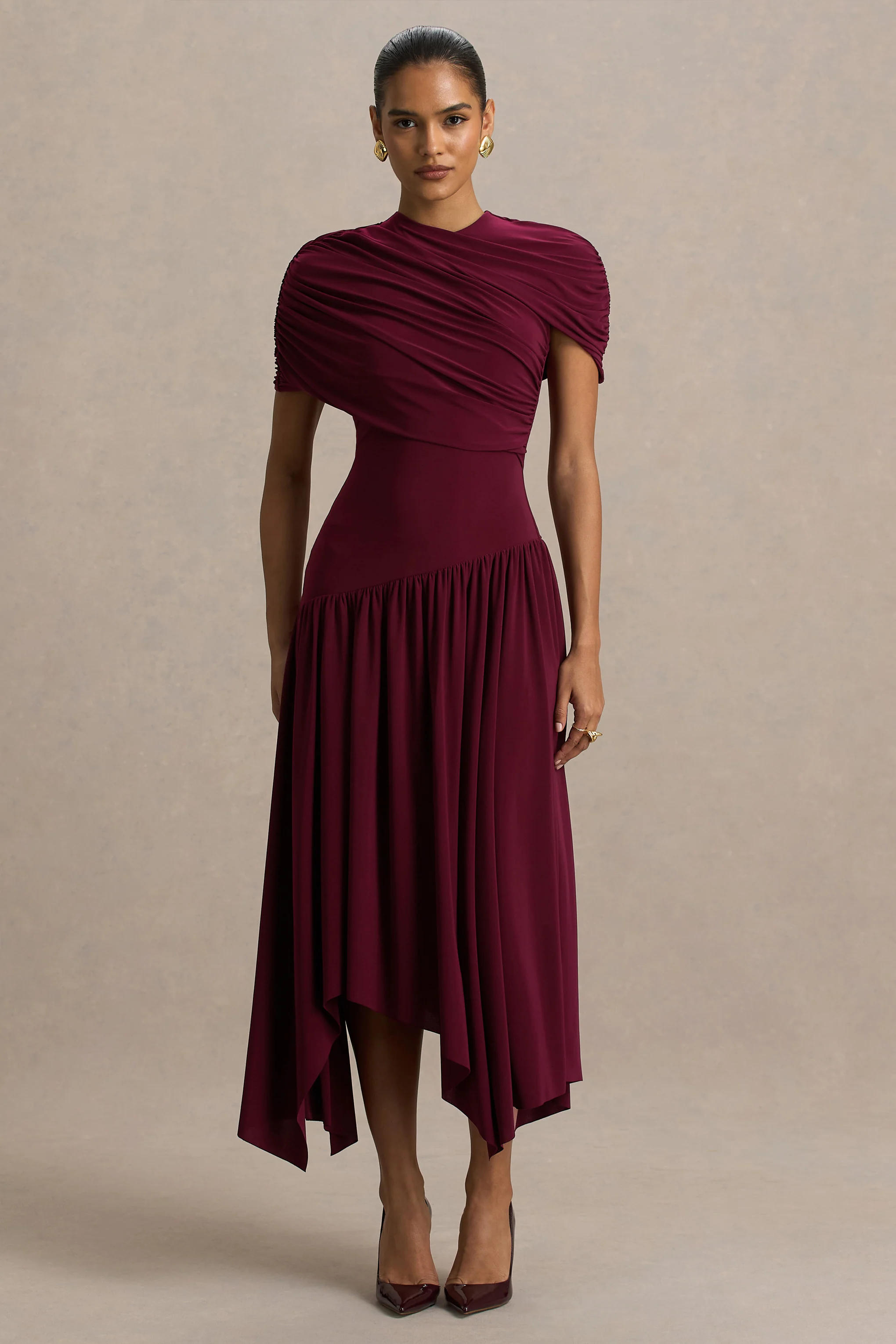 Ione | Robe mi-longue bordeaux portefeuille avec ourlet en pointes