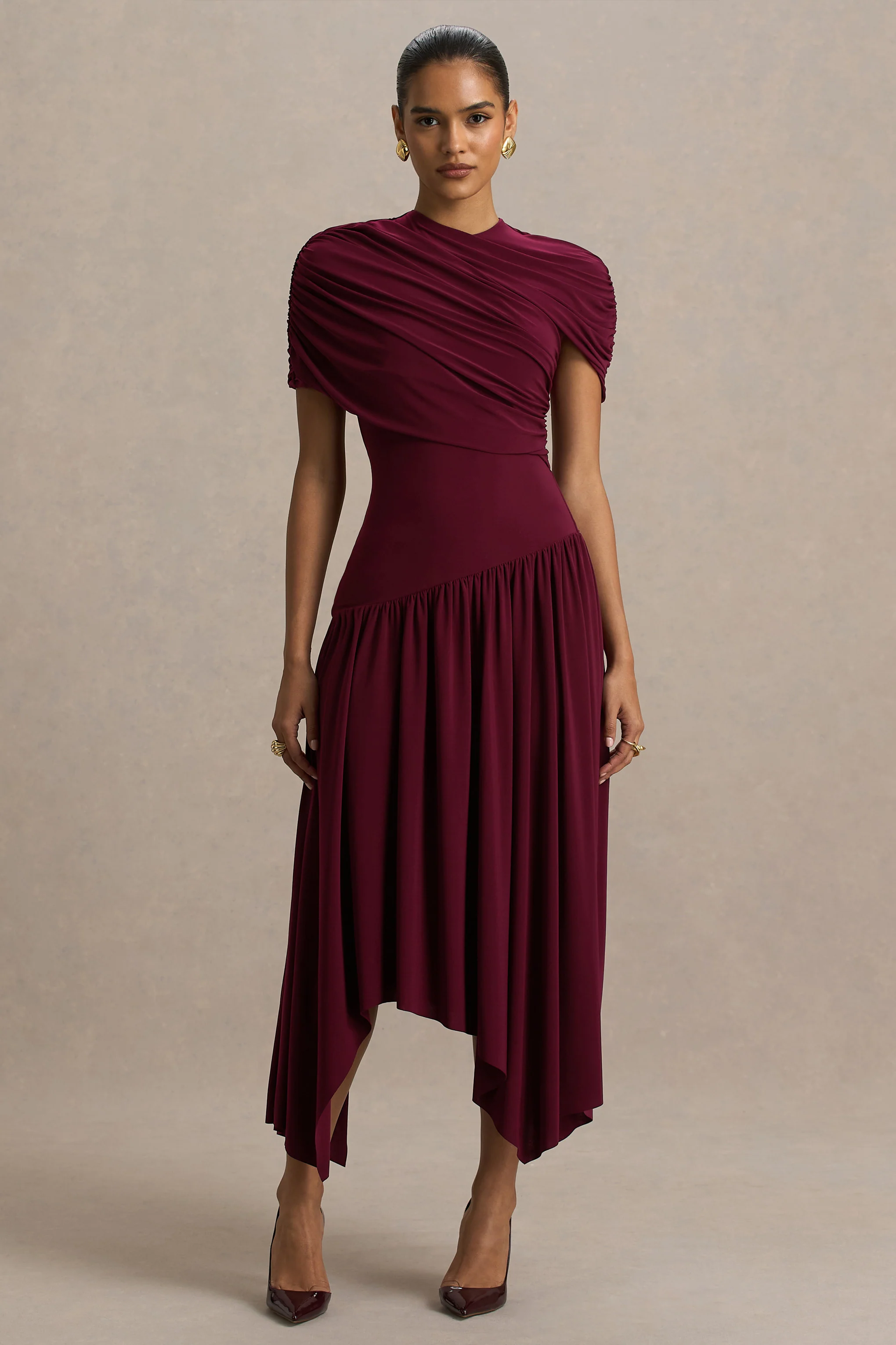 Ione | Robe mi-longue bordeaux portefeuille avec ourlet en pointes - Image 5