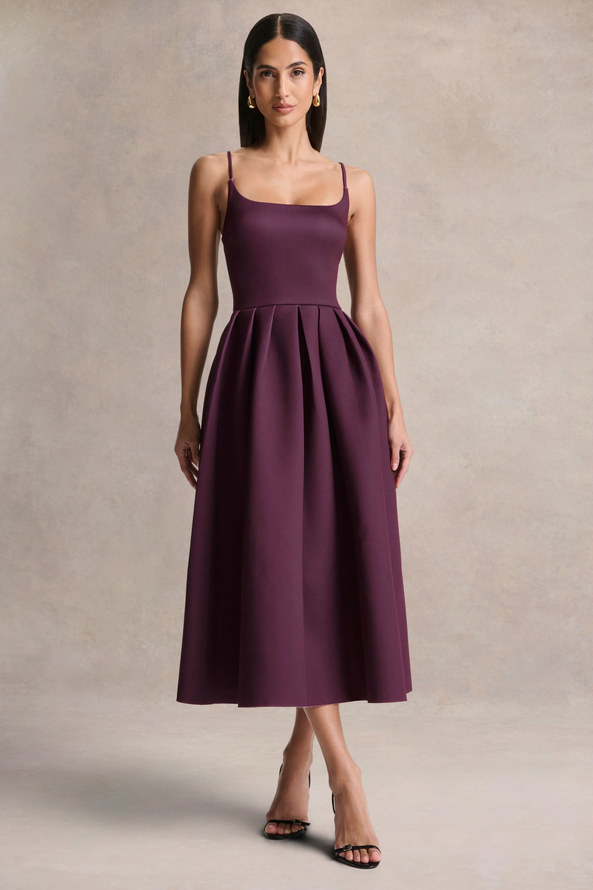 Jamila | Robe mi-longue prune à encolure arrondie