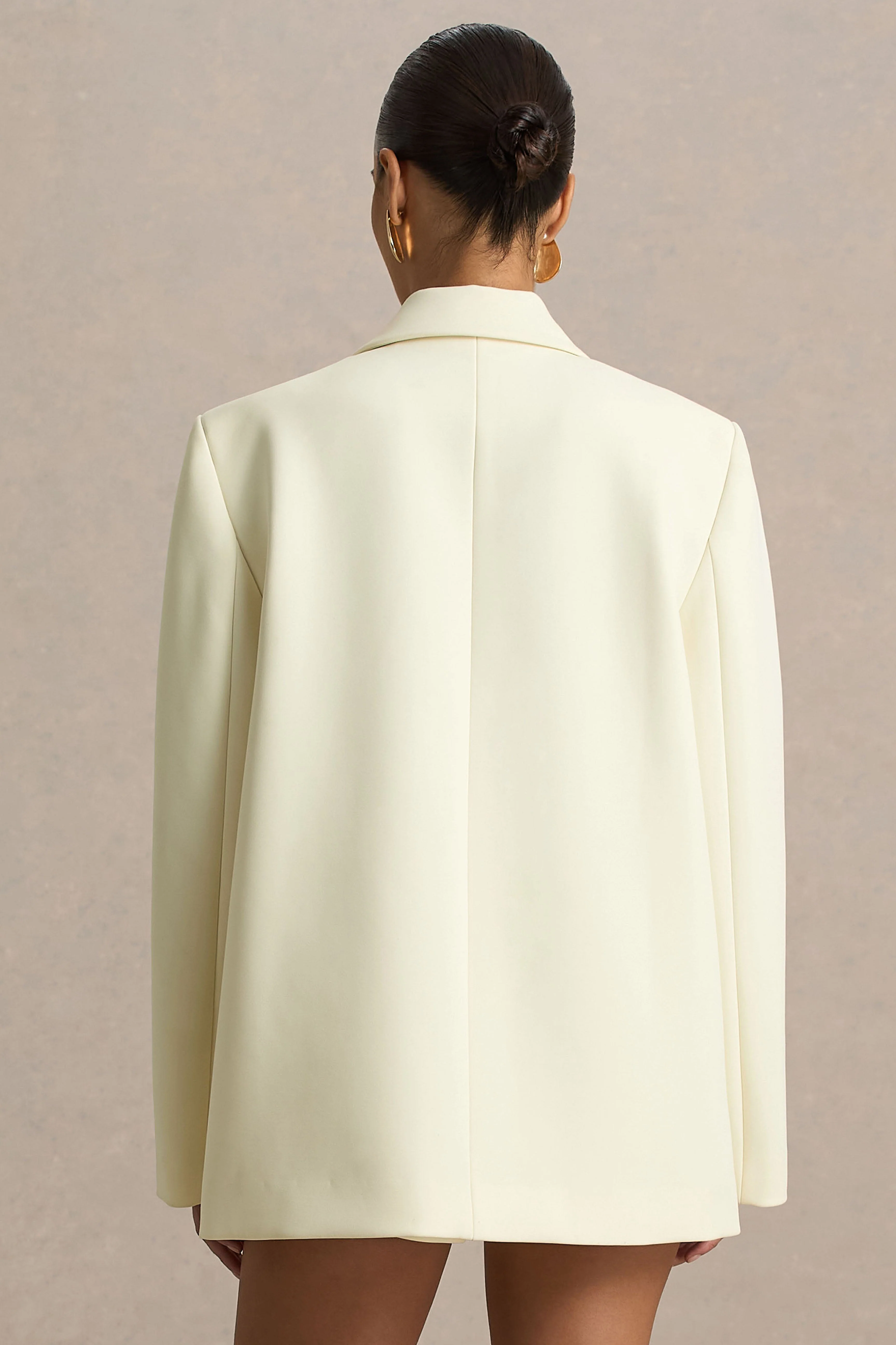 Katherine | Veste tailleur crème à décolleté plongeant - Image 3