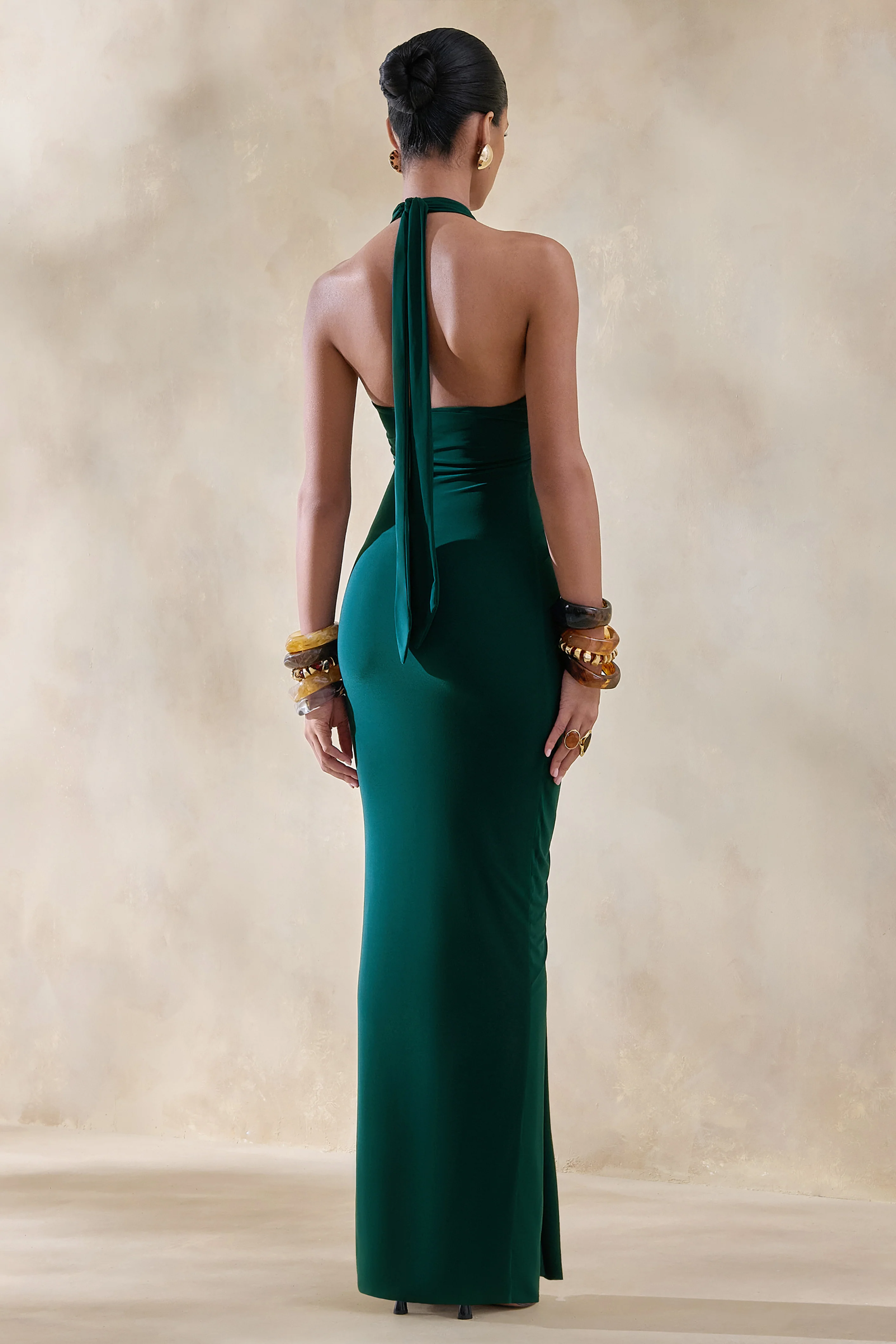 Lesley | Robe longue vert bouteille à décolleté plongeant - Image 2
