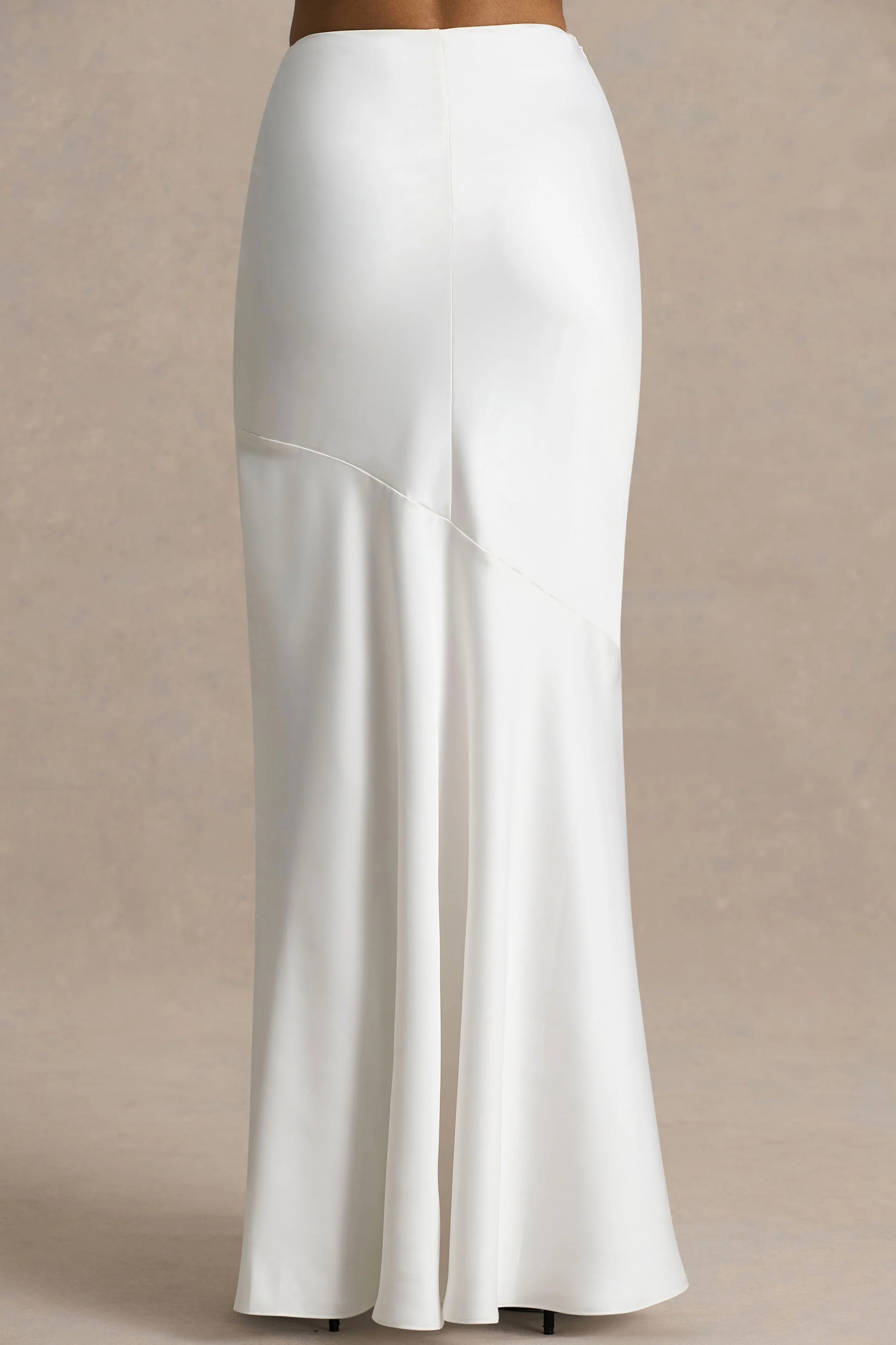 Lilah | Jupe longue en satin couleur crème - Image 4