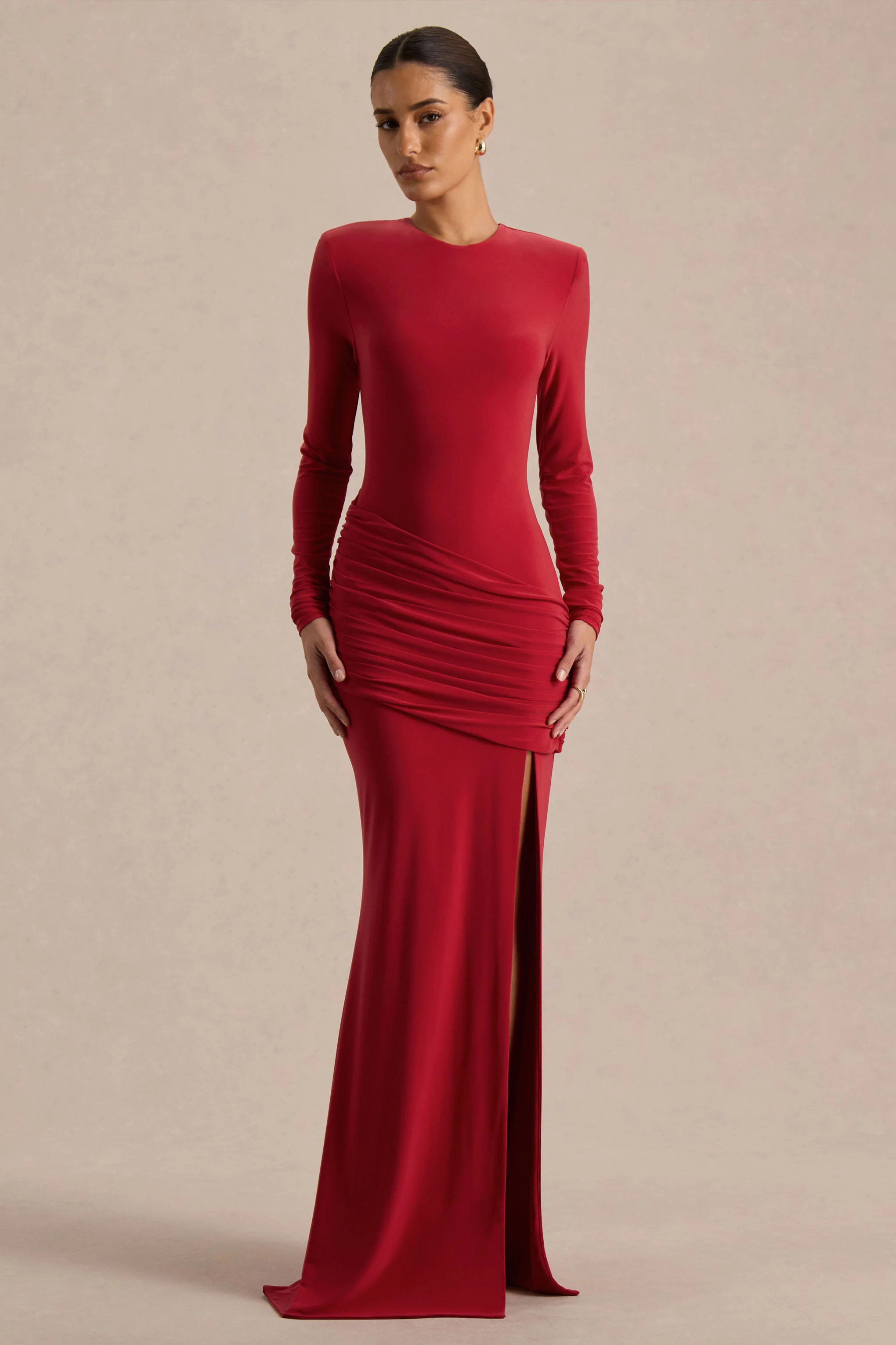 Liora | Robe longue rouge à col montant avec fente avant haute
