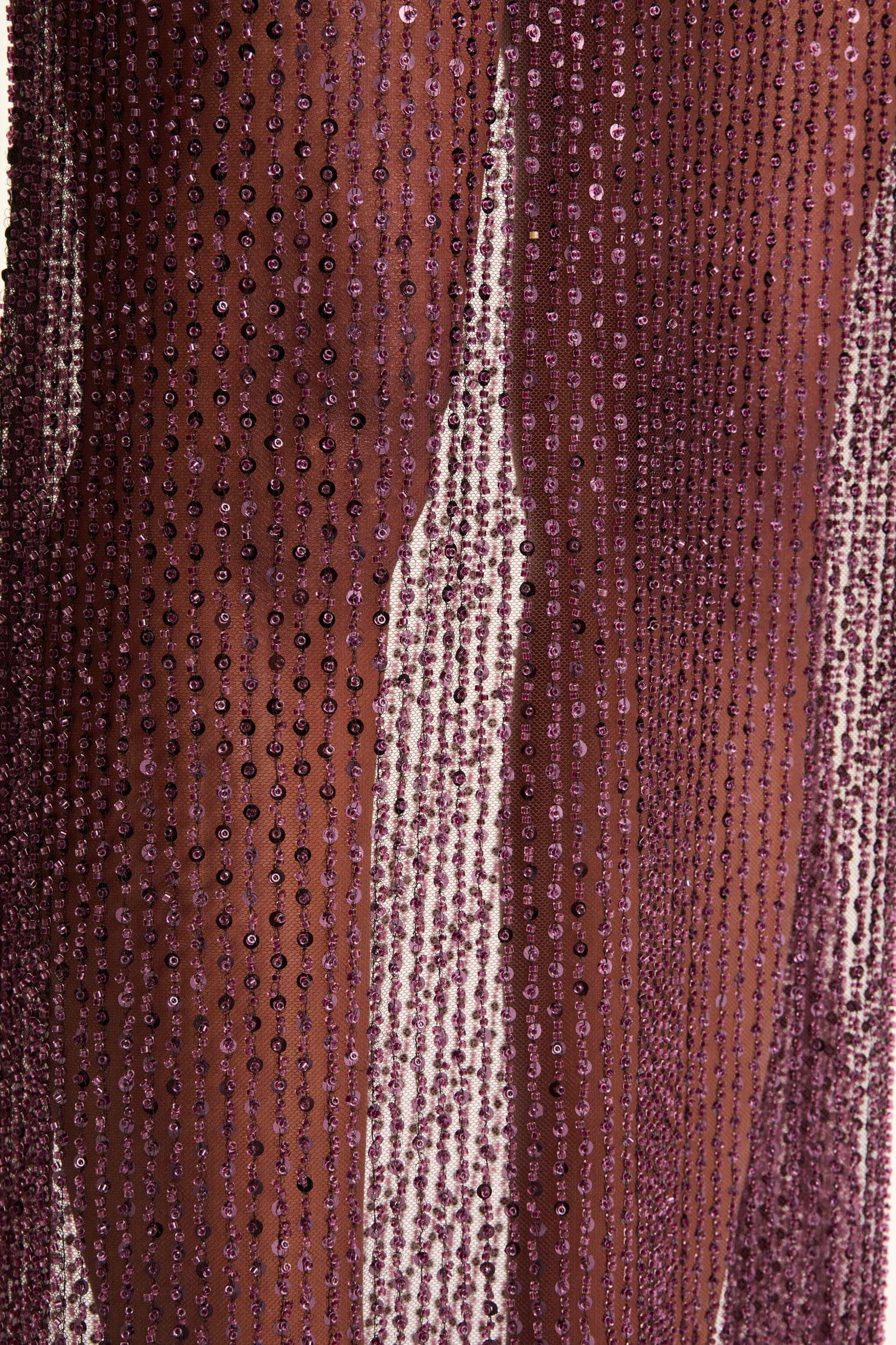 Luciana | Robe longue bandeau violette ornée de sequins - Image 8