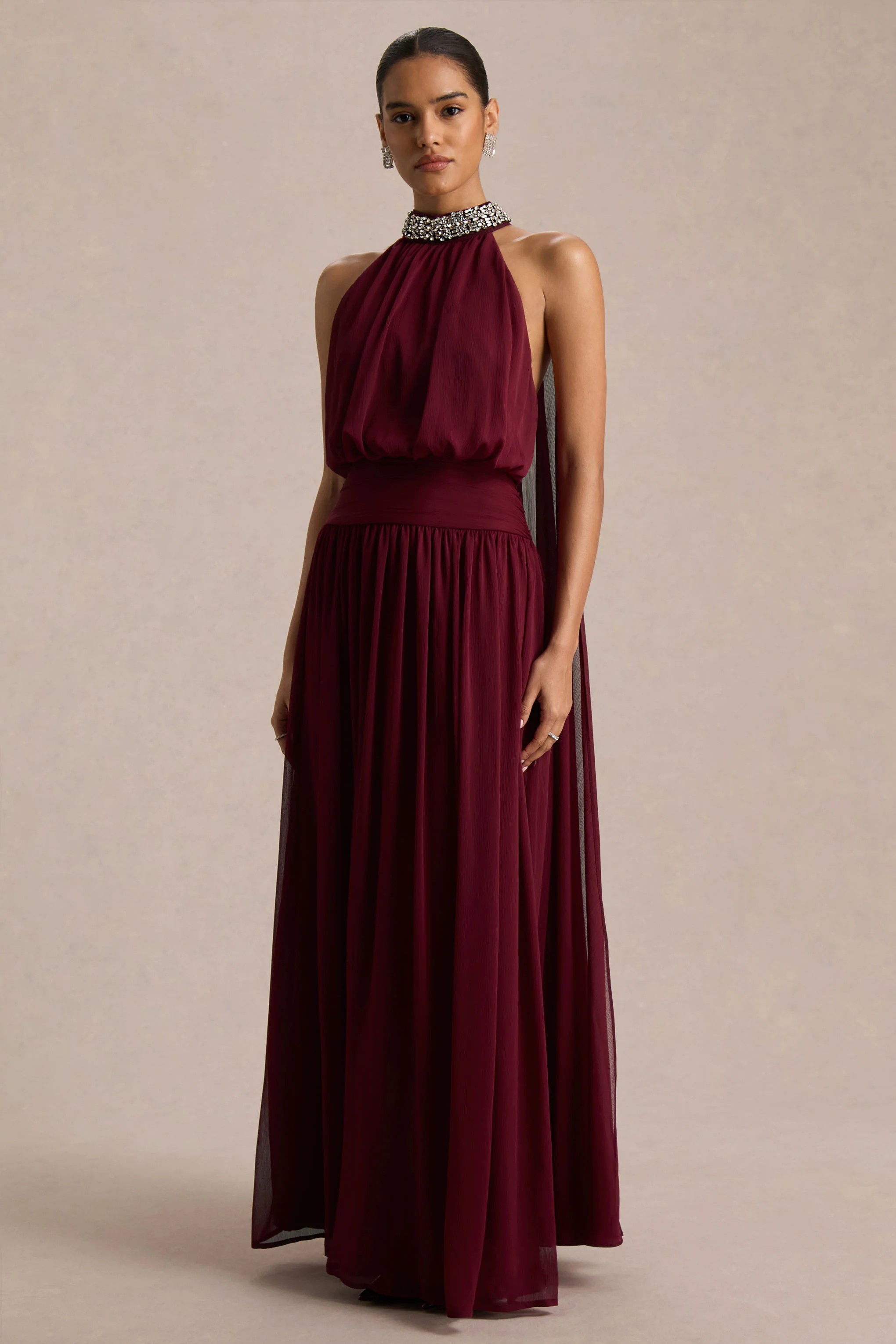 Marie | Robe longue bordeaux à encolure américaine ornée - Image 3
