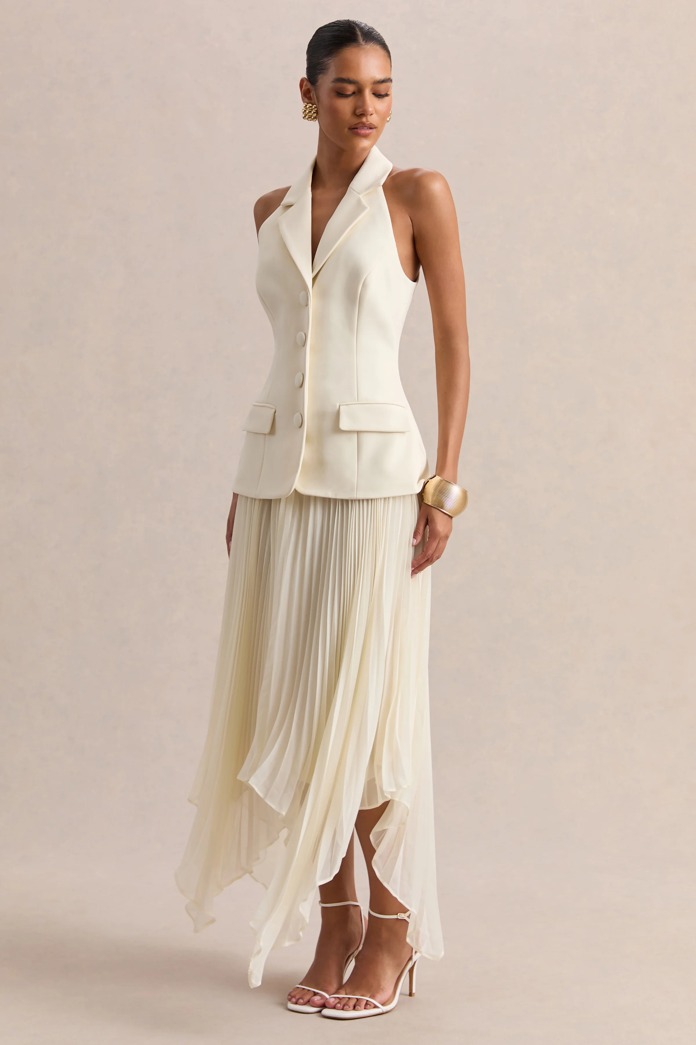 Marvelle | Robe longue crème à encolure plongeante avec ourlet asymétrique - Image 4