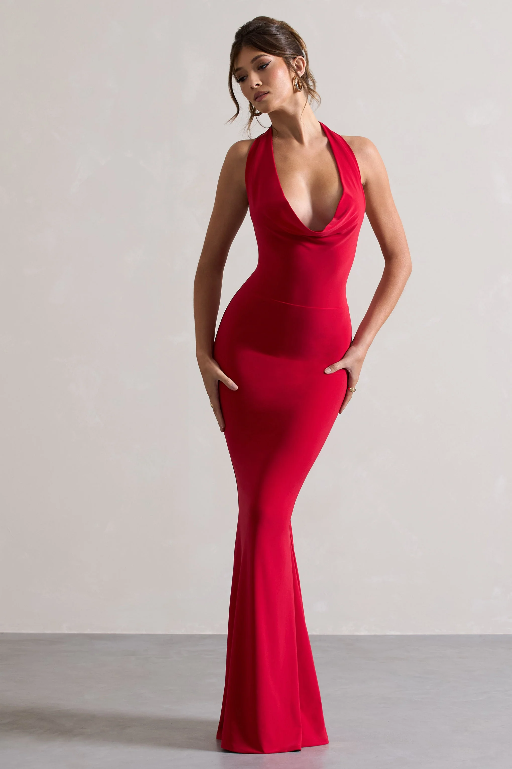 Milani | Robe longue à col bénitier rouge et dos nu - Image 4
